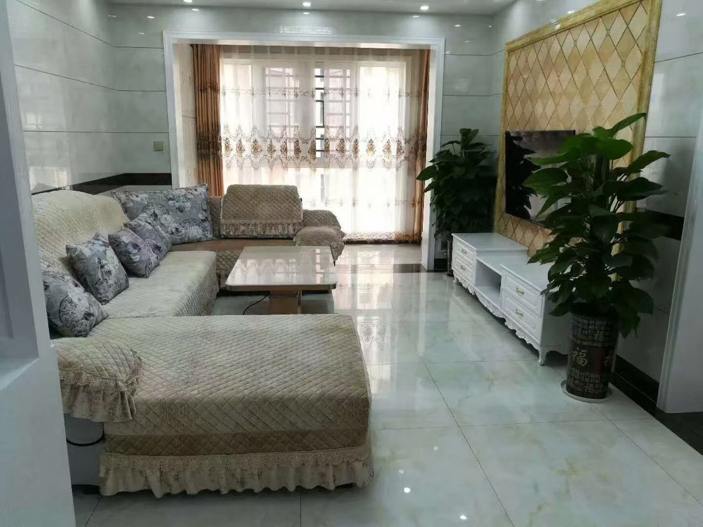 百弘学府城 1室0厅0卫 2000.0元/月 百弘学府城 1室0厅0卫 2000.0元/月室内图