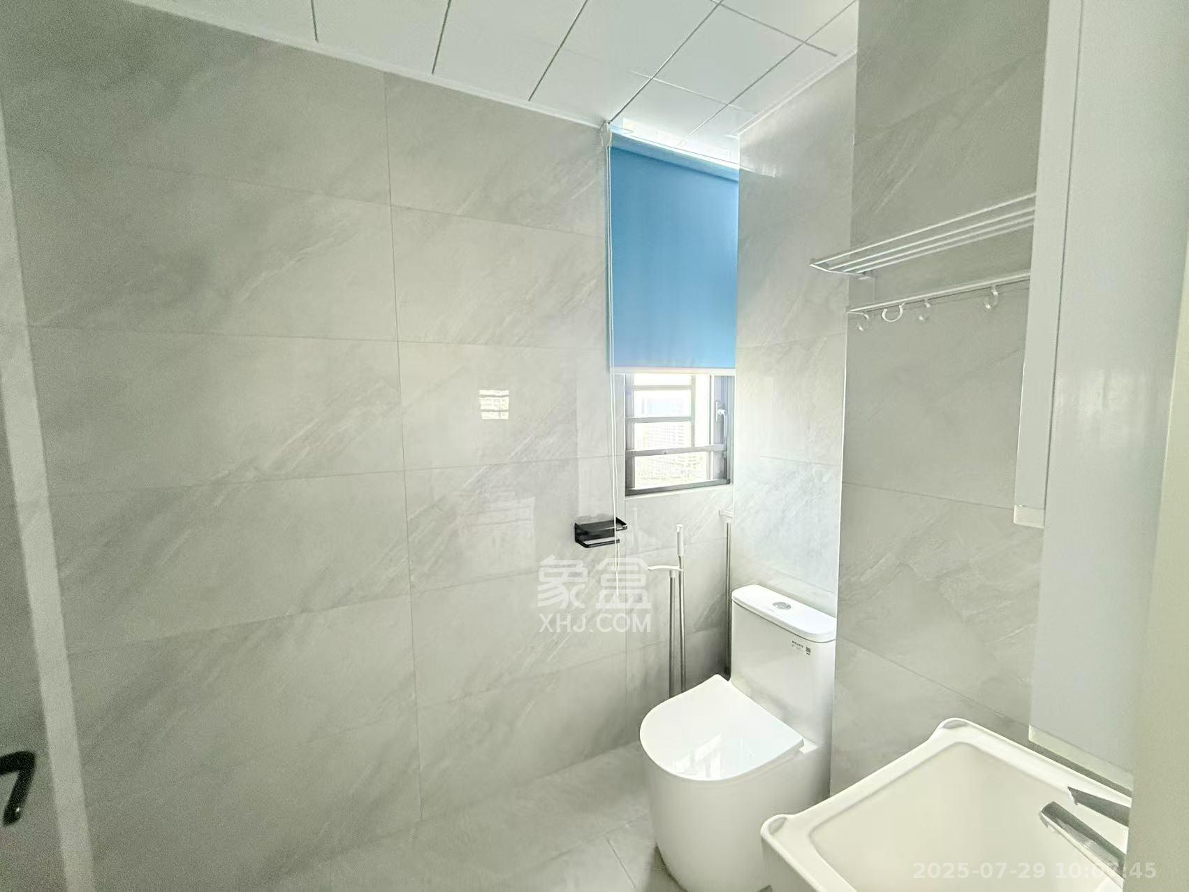 启迪协信中心  1室1厅1卫    2200.0元/月室内图