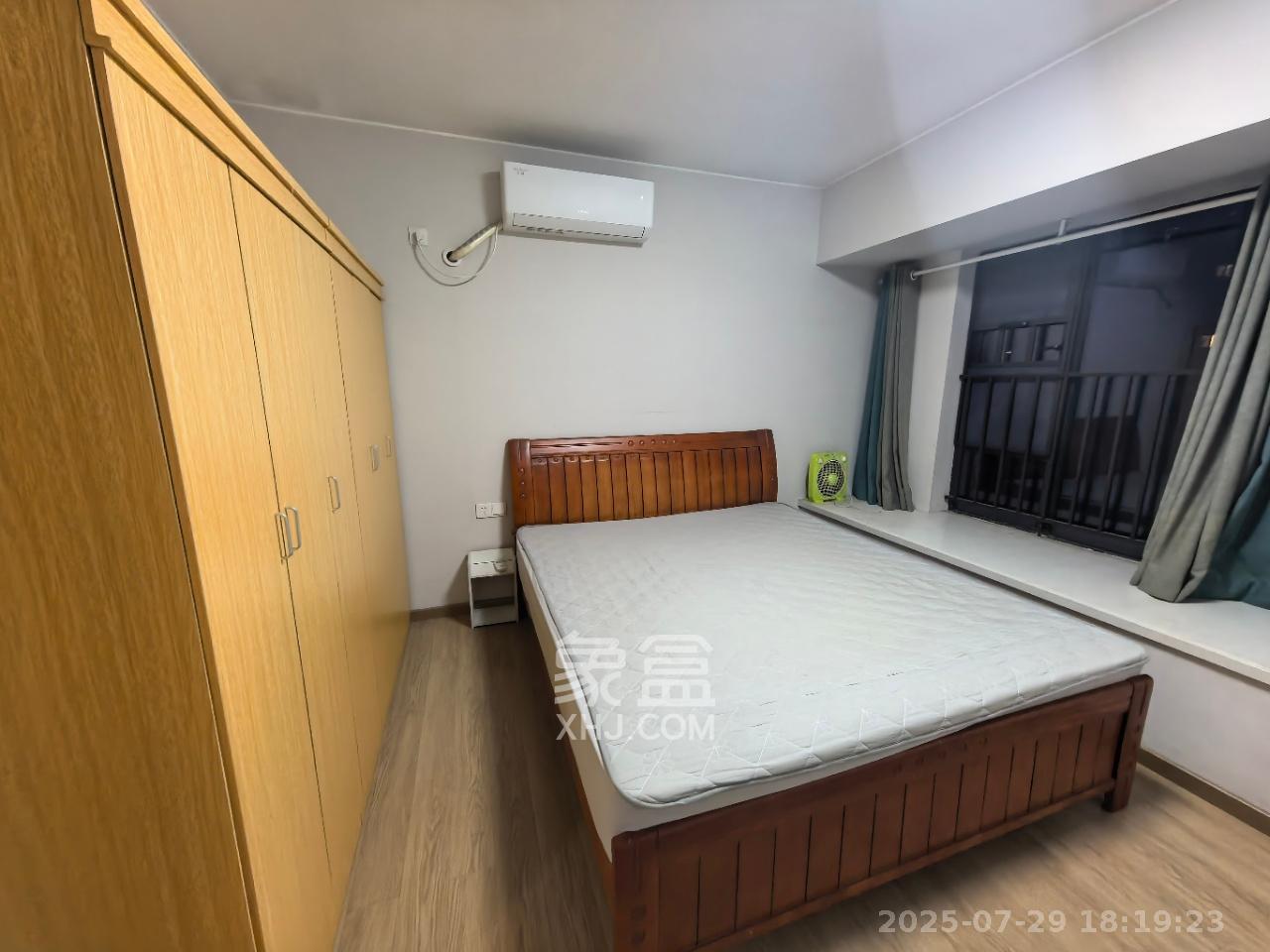 时代倾城二期  2室2厅1卫   1800.00元/月室内图