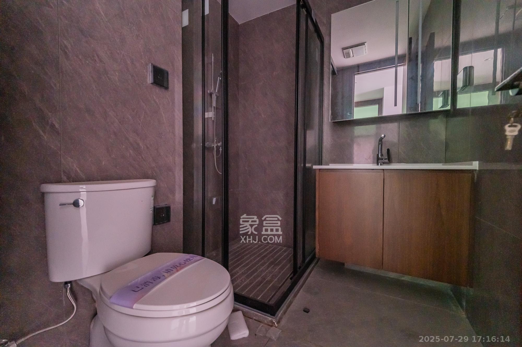 万科松湖天地  4室2厅3卫    395.0万 万科松湖天地  4室2厅3卫    395.0万其他