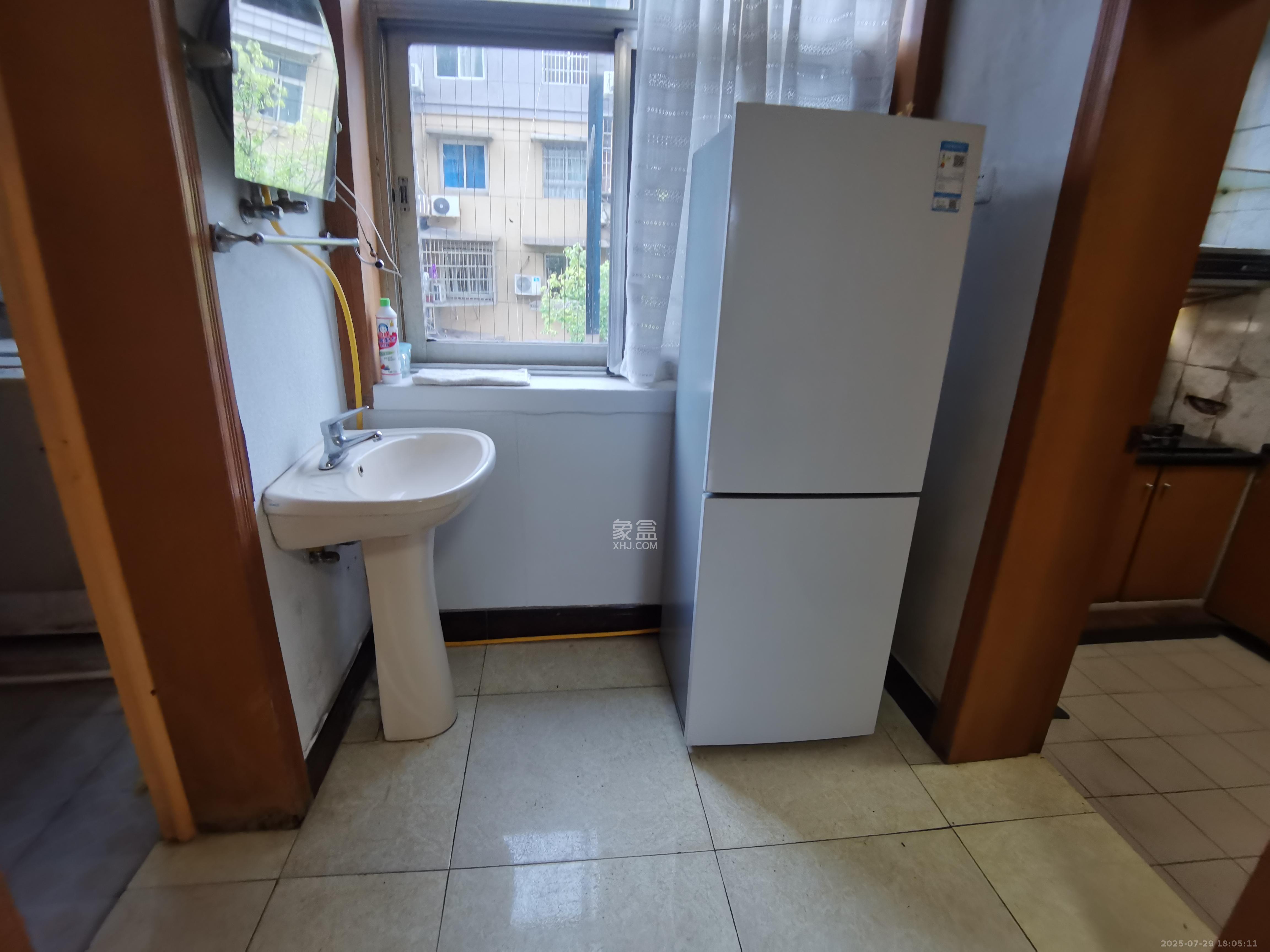 长邮一村（邮电宿舍）  2室2厅1卫    1600.0元/月室内图