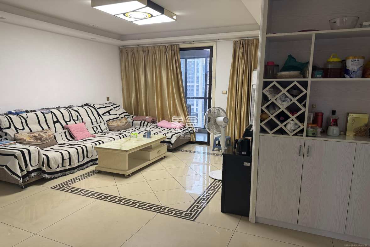 中国铁建梅溪青秀二期 4室2厅2卫 3300.0元/月 中国铁建梅溪青秀二期 4室2厅2卫 3300.0元/月室内图