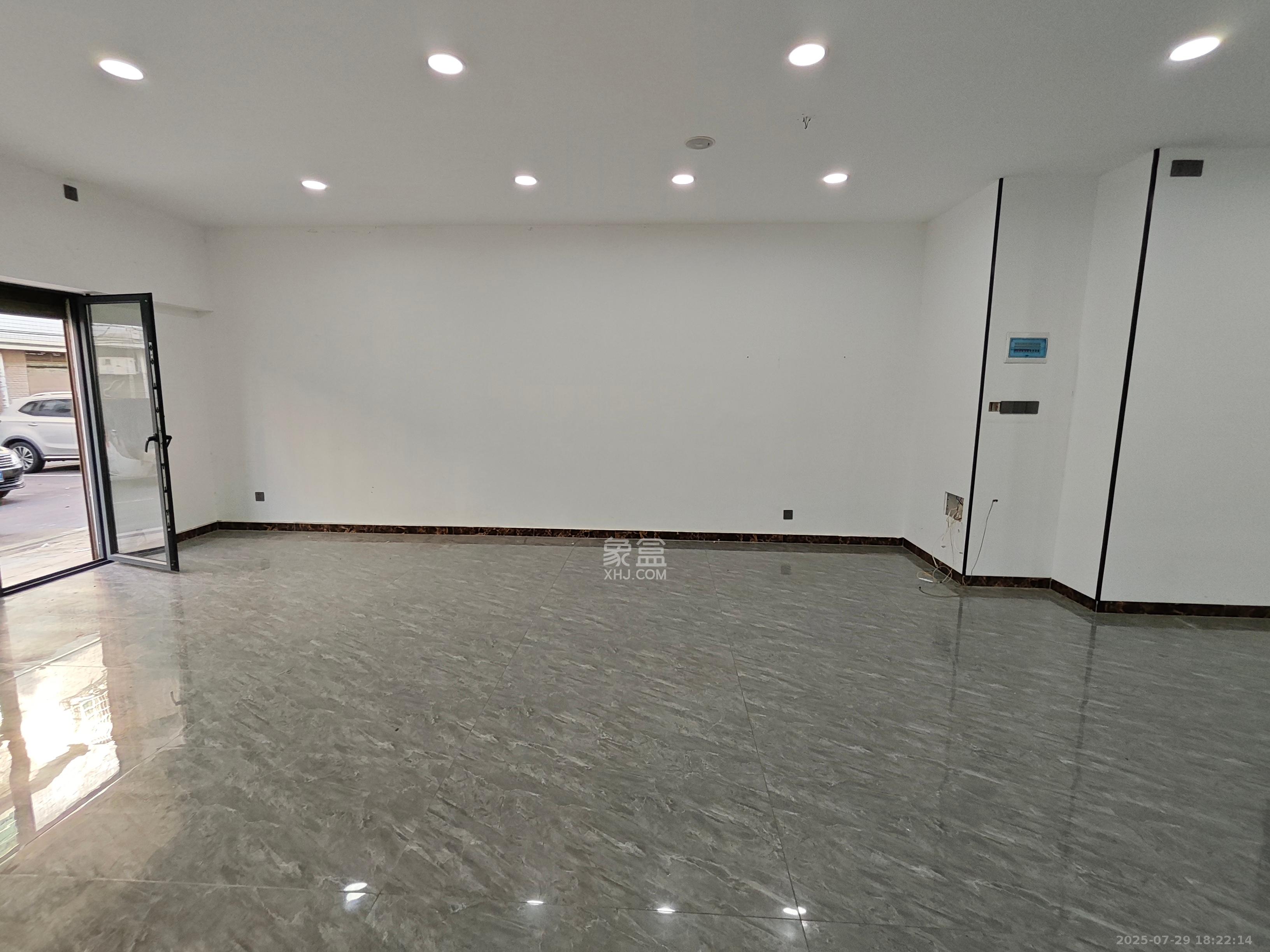 银星小区  1室0厅0卫    5000.0元/月 银星小区  1室0厅0卫    5000.0元/月室内图