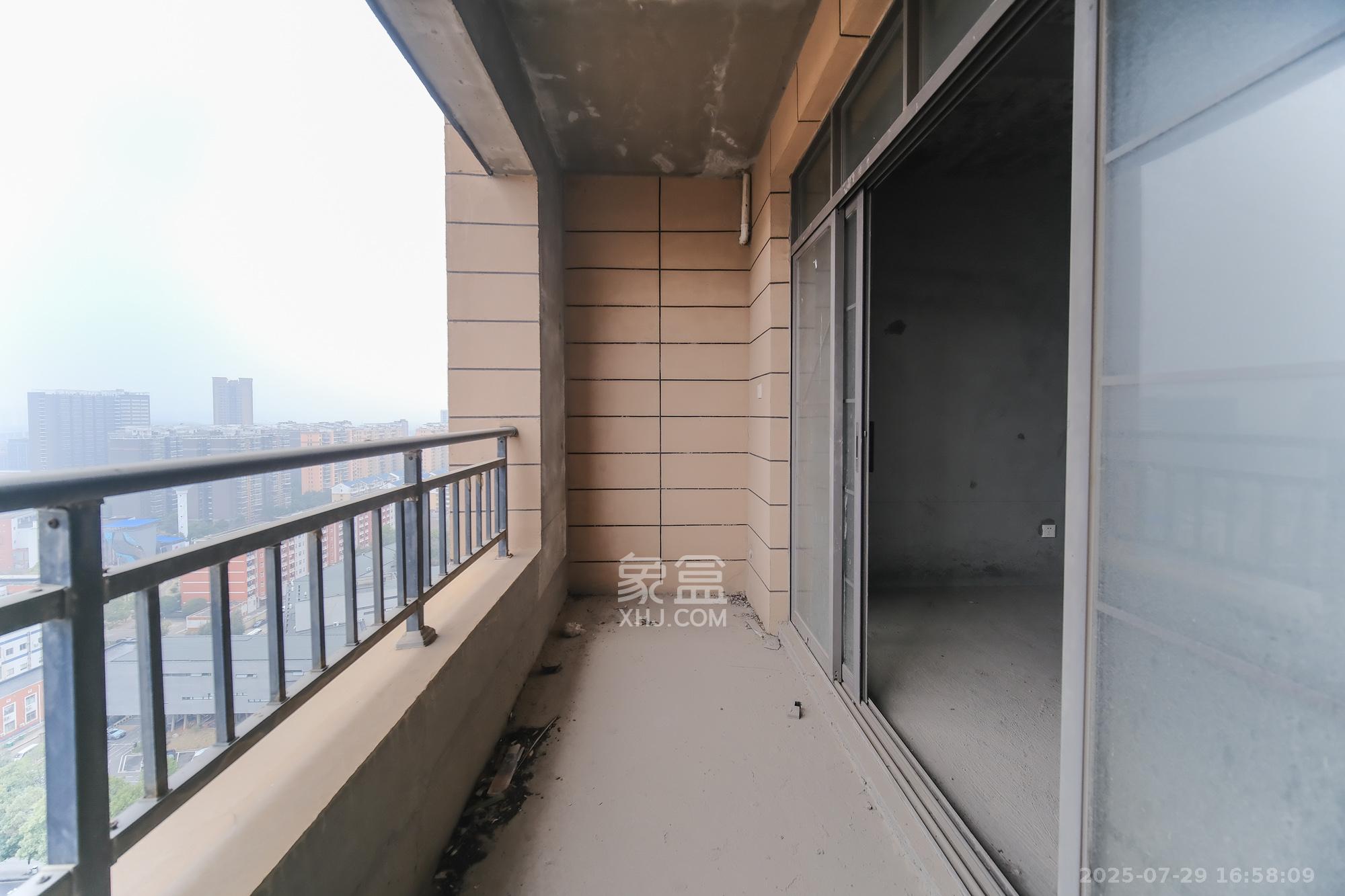 好望谷  2室2厅1卫    42.8万 好望谷  2室2厅1卫    42.8万阳台