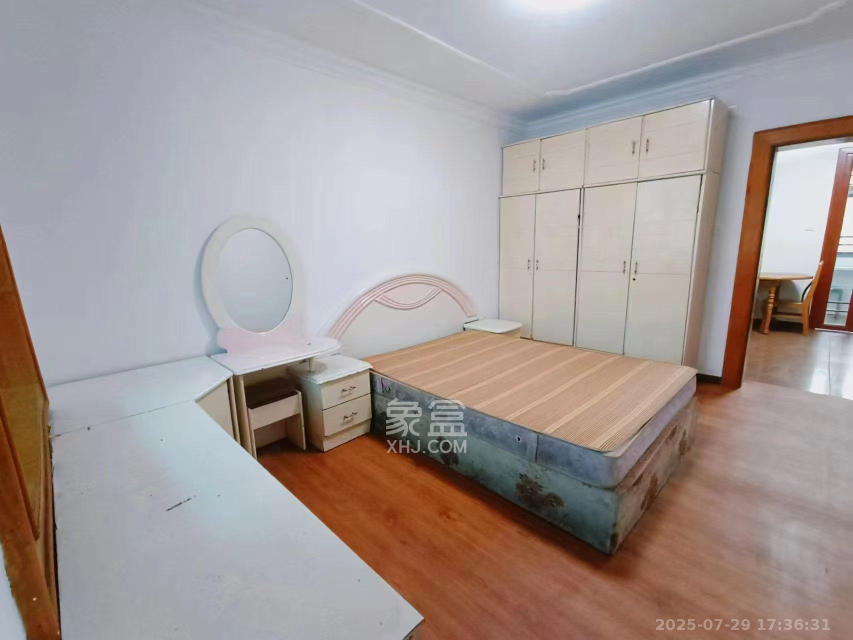 曙光路友阿宿舍  2室1厅1卫    1600.0元/月室内图