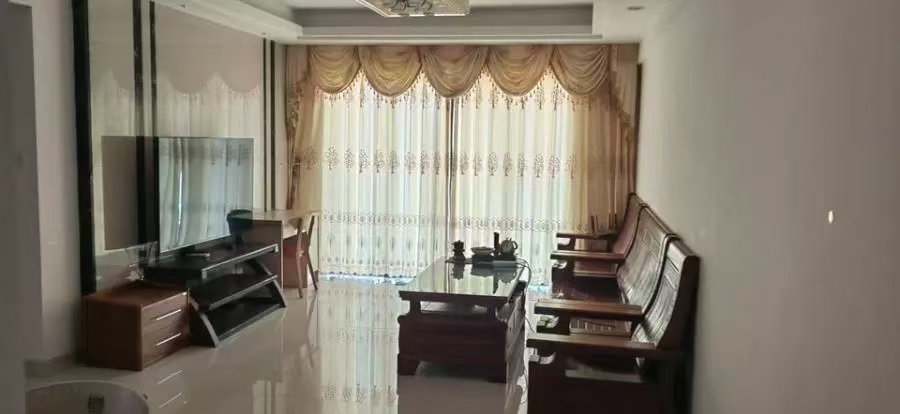 椰岛广场 3室2厅2卫 184.8万 椰岛广场 3室2厅2卫 184.8万室内图