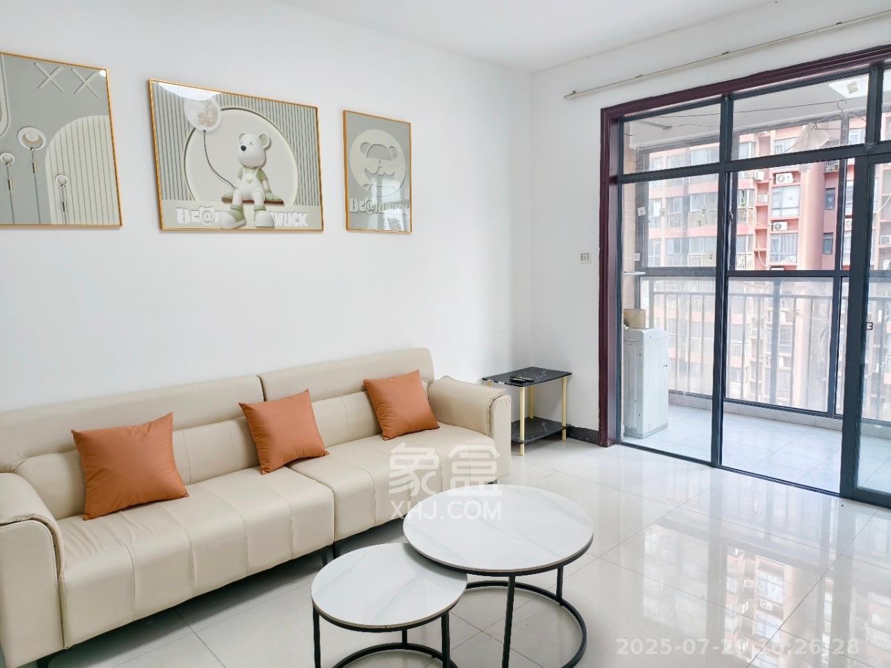 金领家族  2室1厅2卫    2300.0元/月室内图