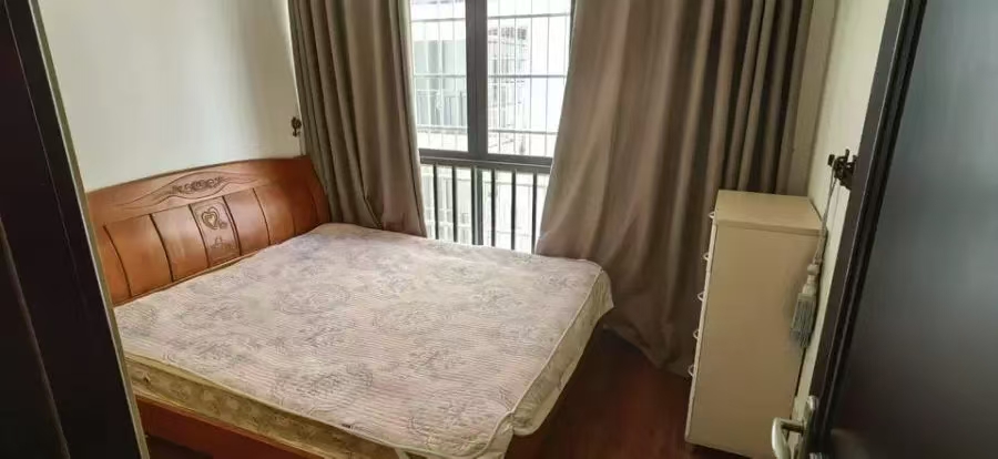 椰岛广场 3室2厅2卫 184.8万 椰岛广场 3室2厅2卫 184.8万室内图