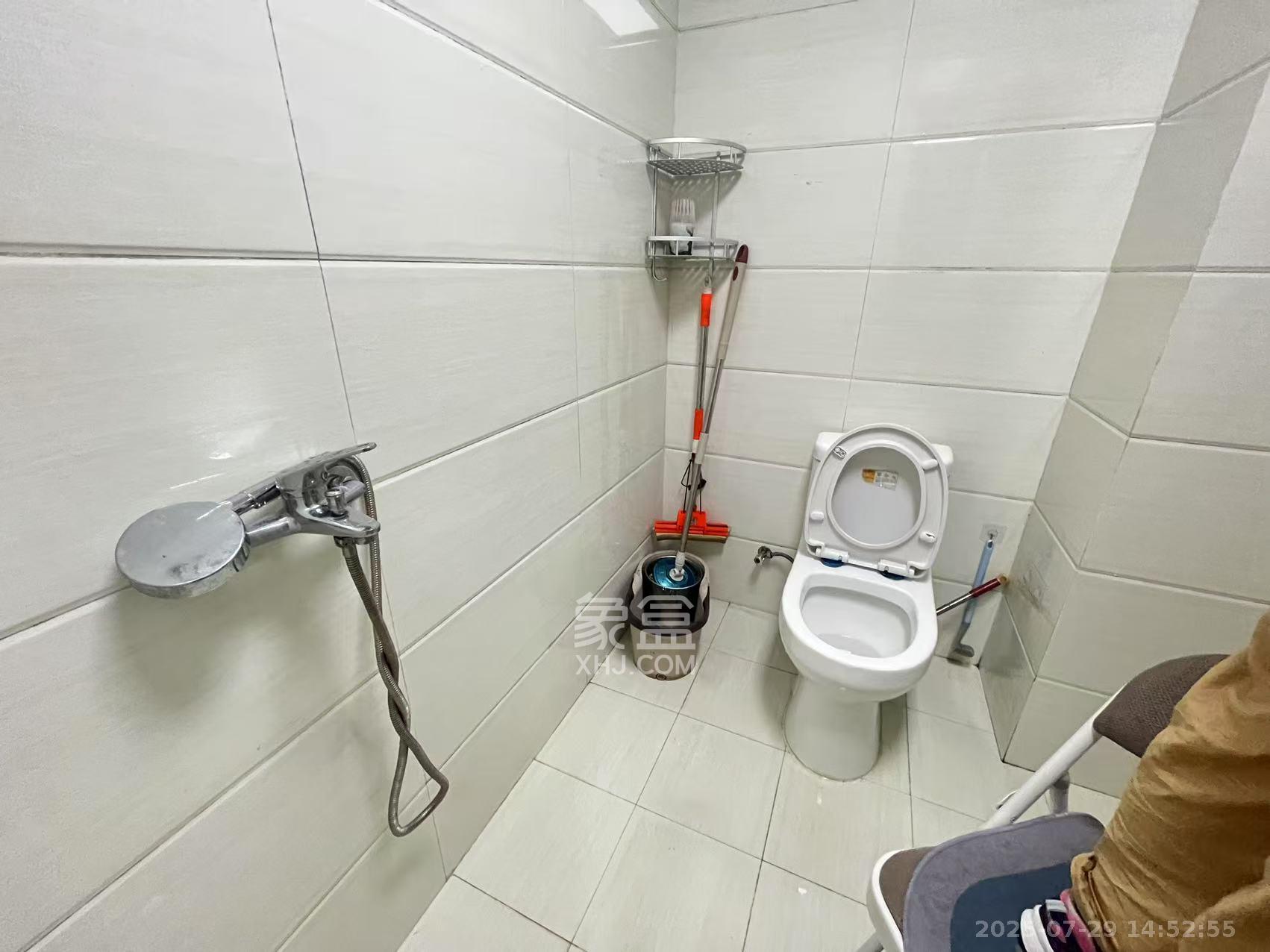 中南壹号院  1室1厅1卫   1500.00元/月室内图
