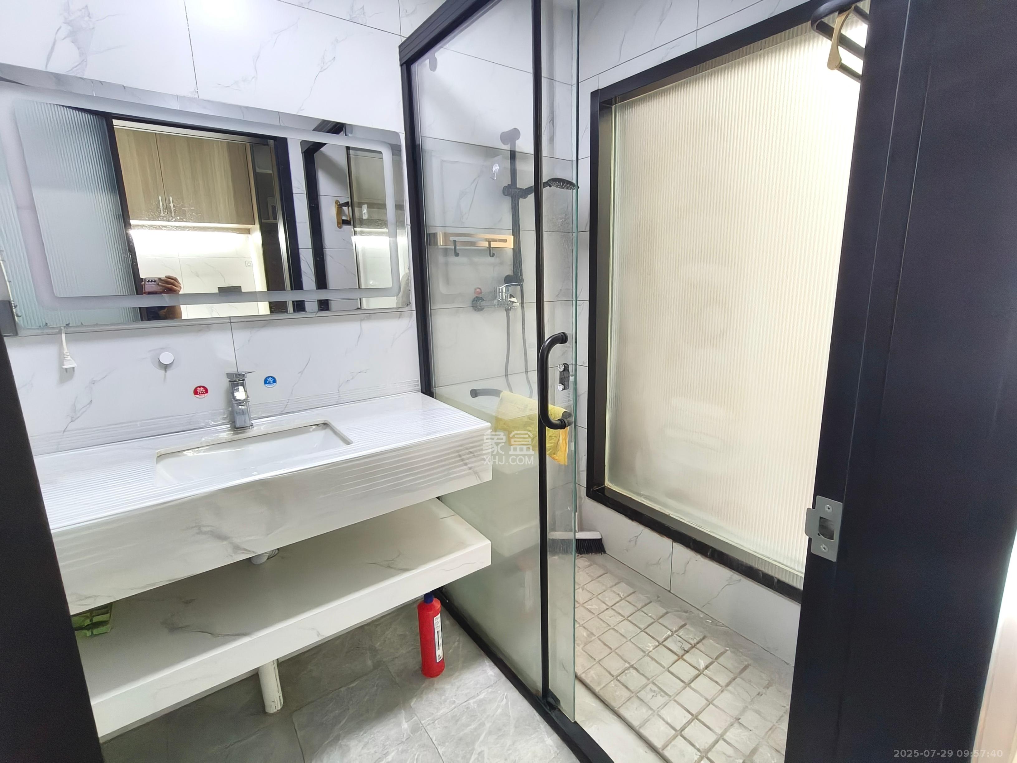 明昇壹城（明昇时代广场）三期  1室1厅1卫    1500.0元/月室内图