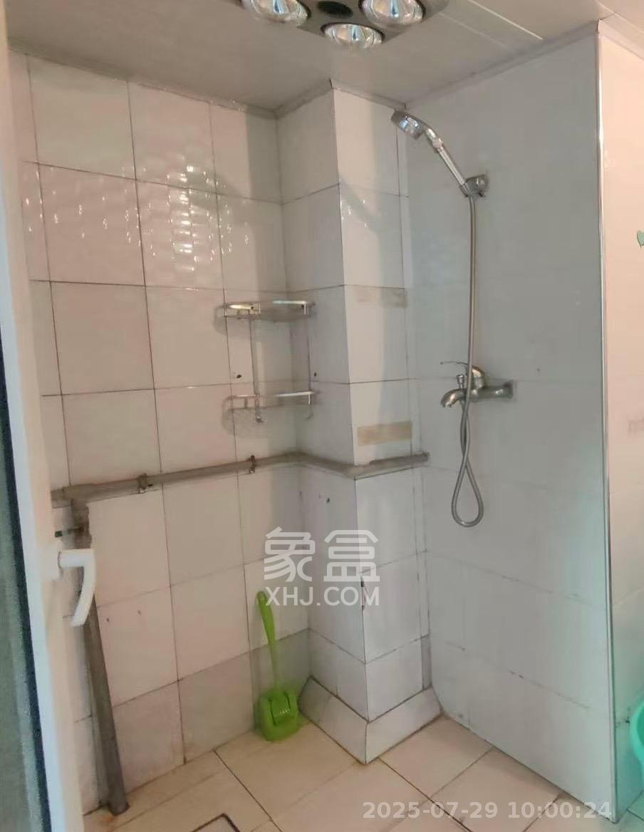 上东印象  1室1厅1卫   1400.00元/月室内图