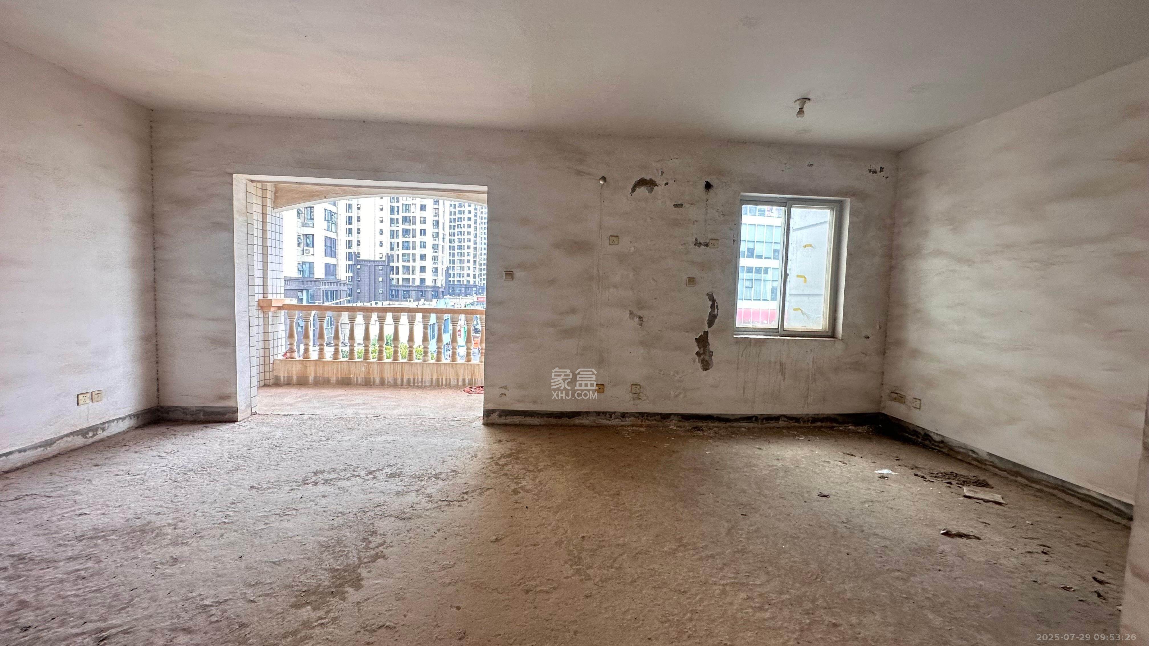 湘路家园  6室3厅4卫    2000.0元/月 湘路家园  6室3厅4卫    2000.0元/月室内图