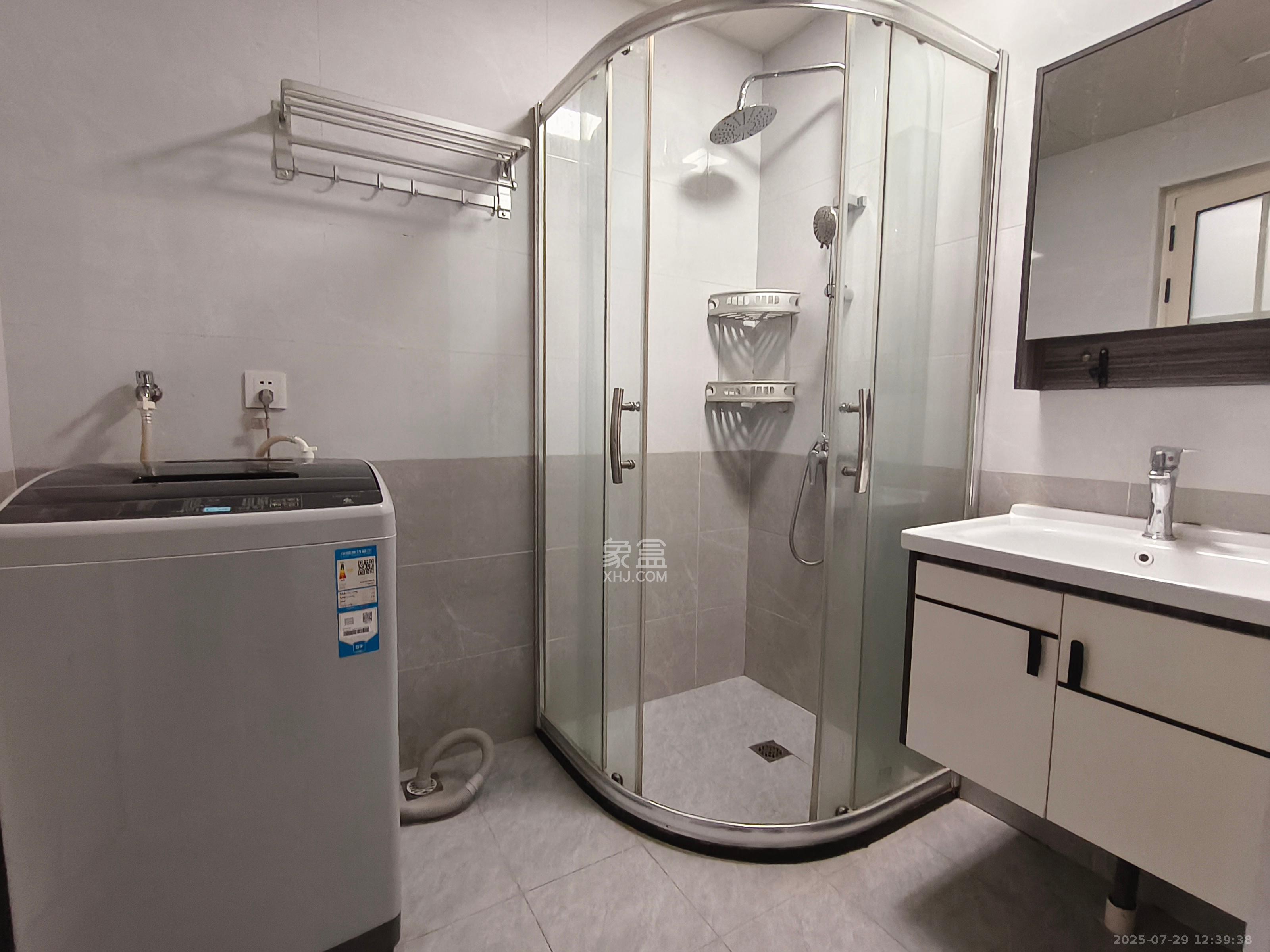 中建悦和城 1室1厅1卫 1550.0元/月 中建悦和城 1室1厅1卫 1550.0元/月室内图