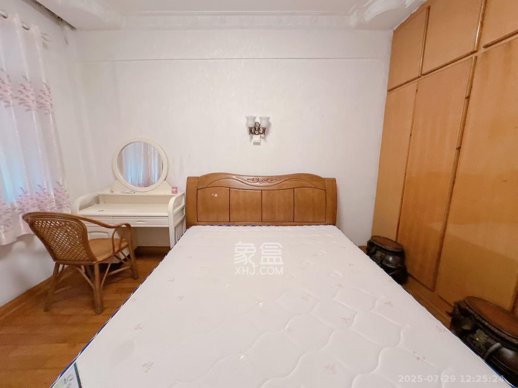 通泰街商居楼  2室1厅1卫   1880.00元/月室内图