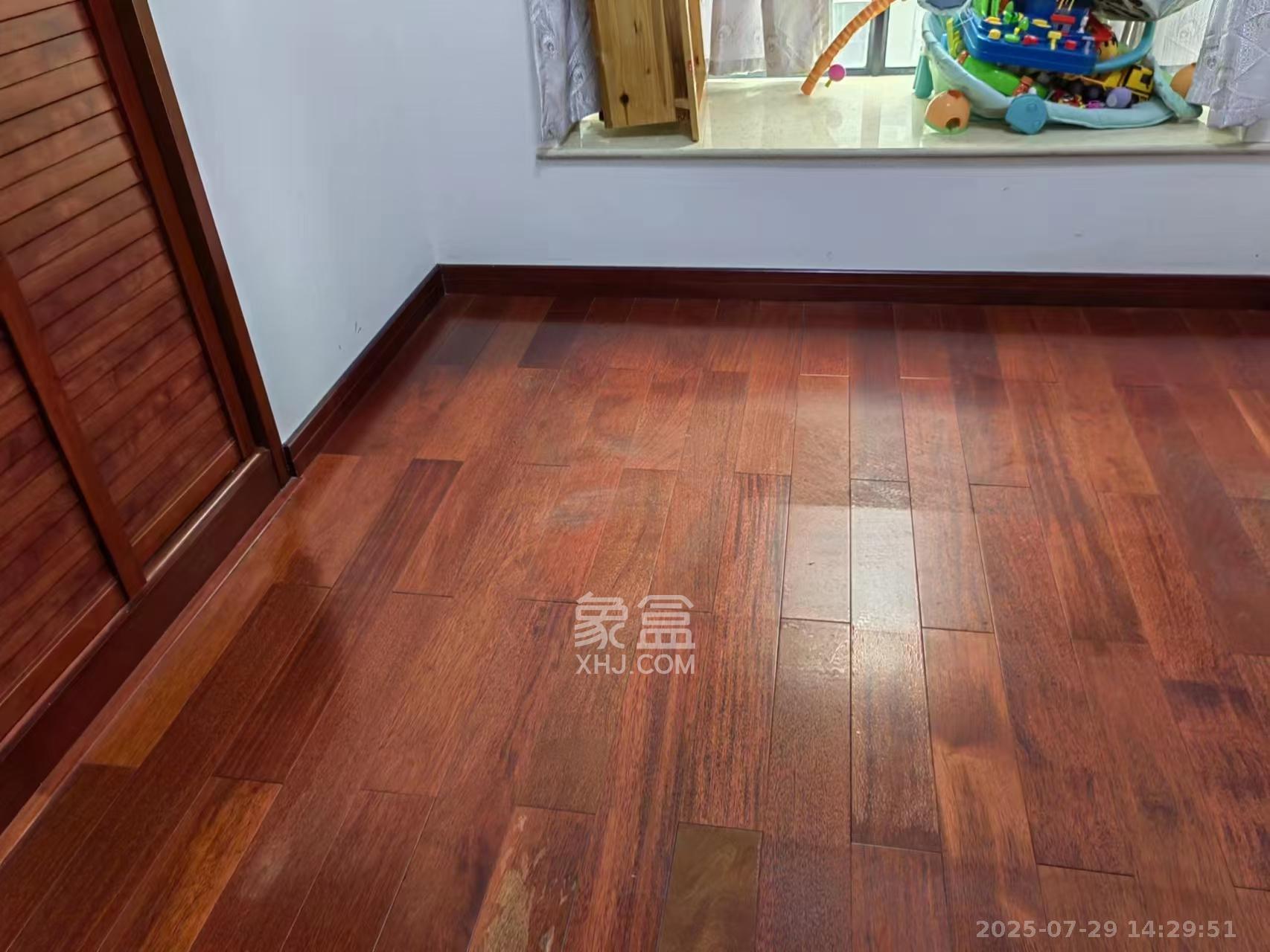 钱隆学府一、二期 4室2厅1卫 3400.0元/月 钱隆学府一、二期 4室2厅1卫 3400.0元/月室内图