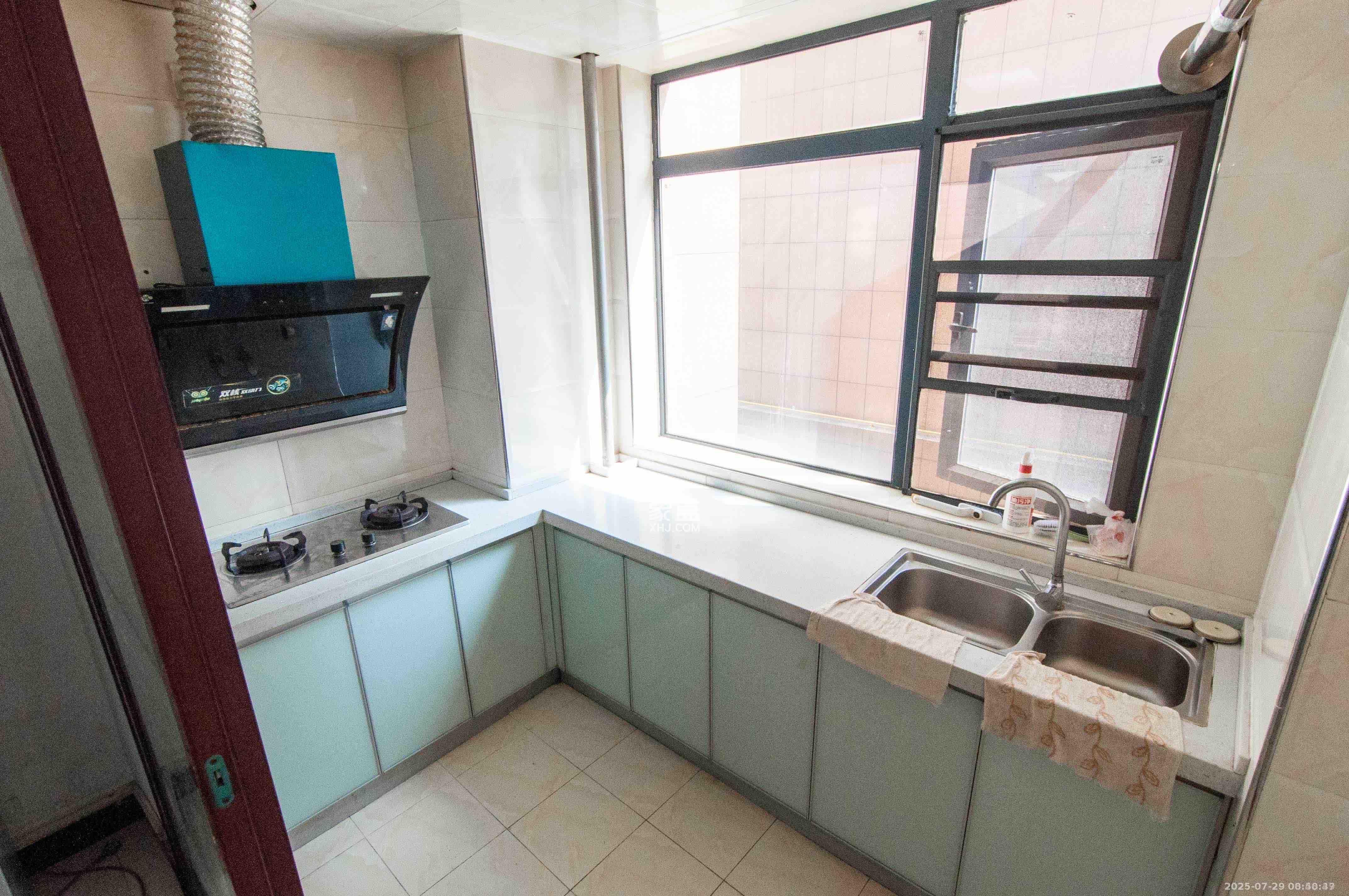 佳兴国际汇  2室2厅1卫    2400.0元/月室内图