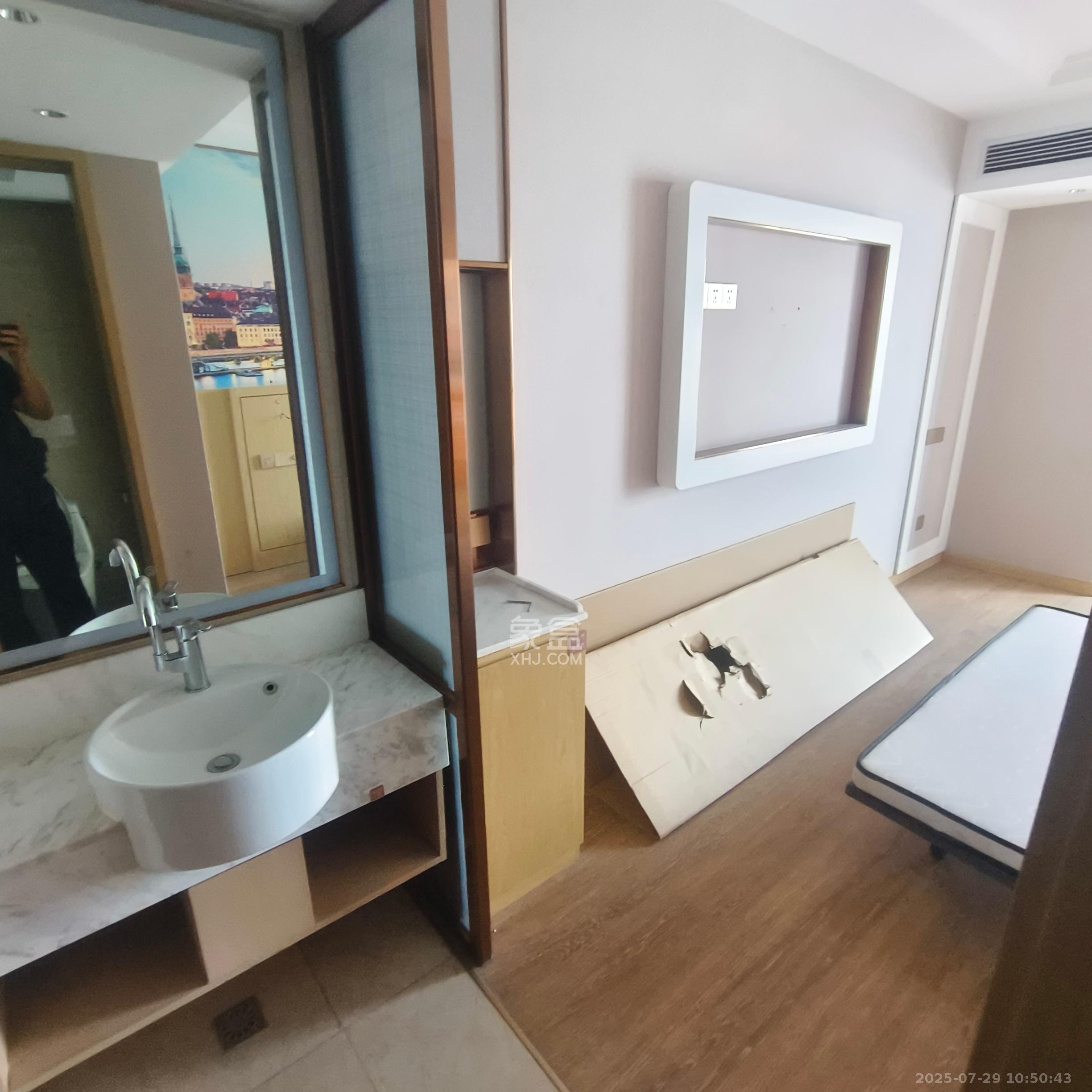 新长海漓湘悦  1室1厅1卫    1300.0元/月 新长海漓湘悦  1室1厅1卫    1300.0元/月室内图