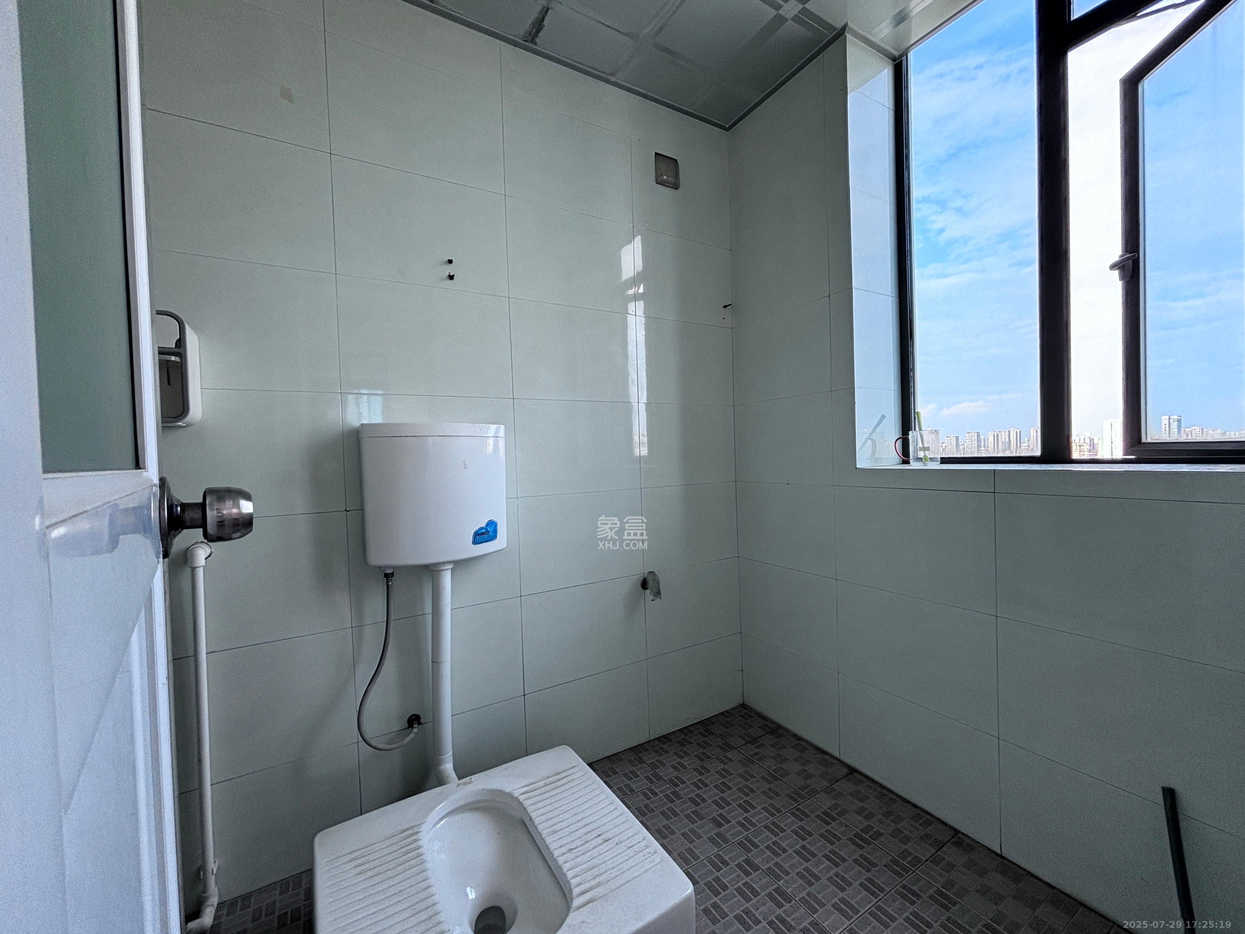 BOBO天下城(CTA财富中心) 3室2厅1卫 3000.0元/月 BOBO天下城(CTA财富中心) 3室2厅1卫 3000.0元/月室内图