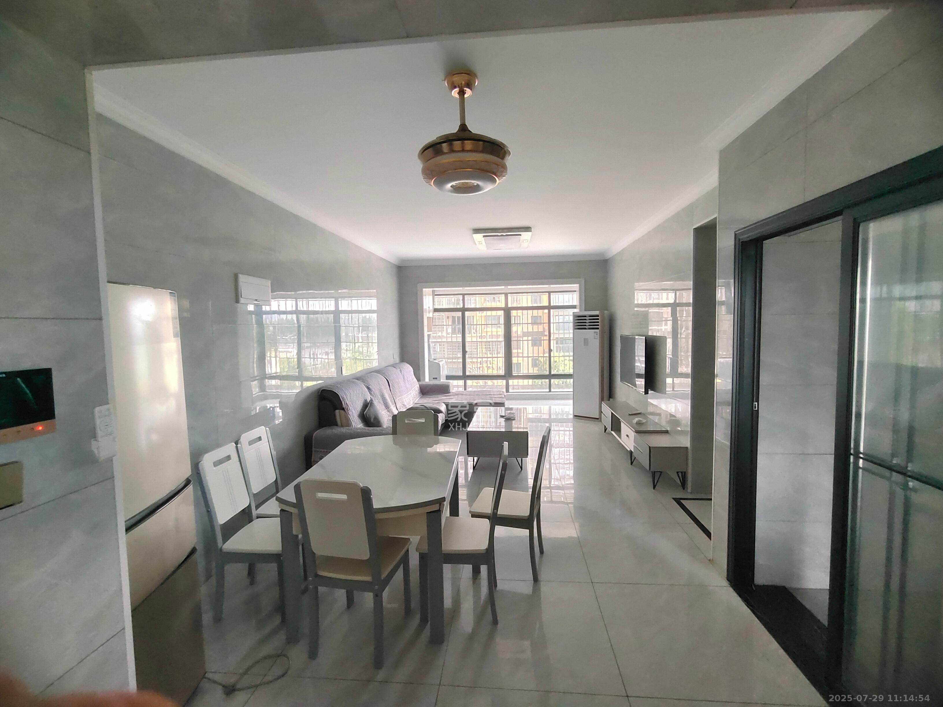 真人桥家园一期 3室1厅1卫 2100.0元/月 真人桥家园一期 3室1厅1卫 2100.0元/月室内图