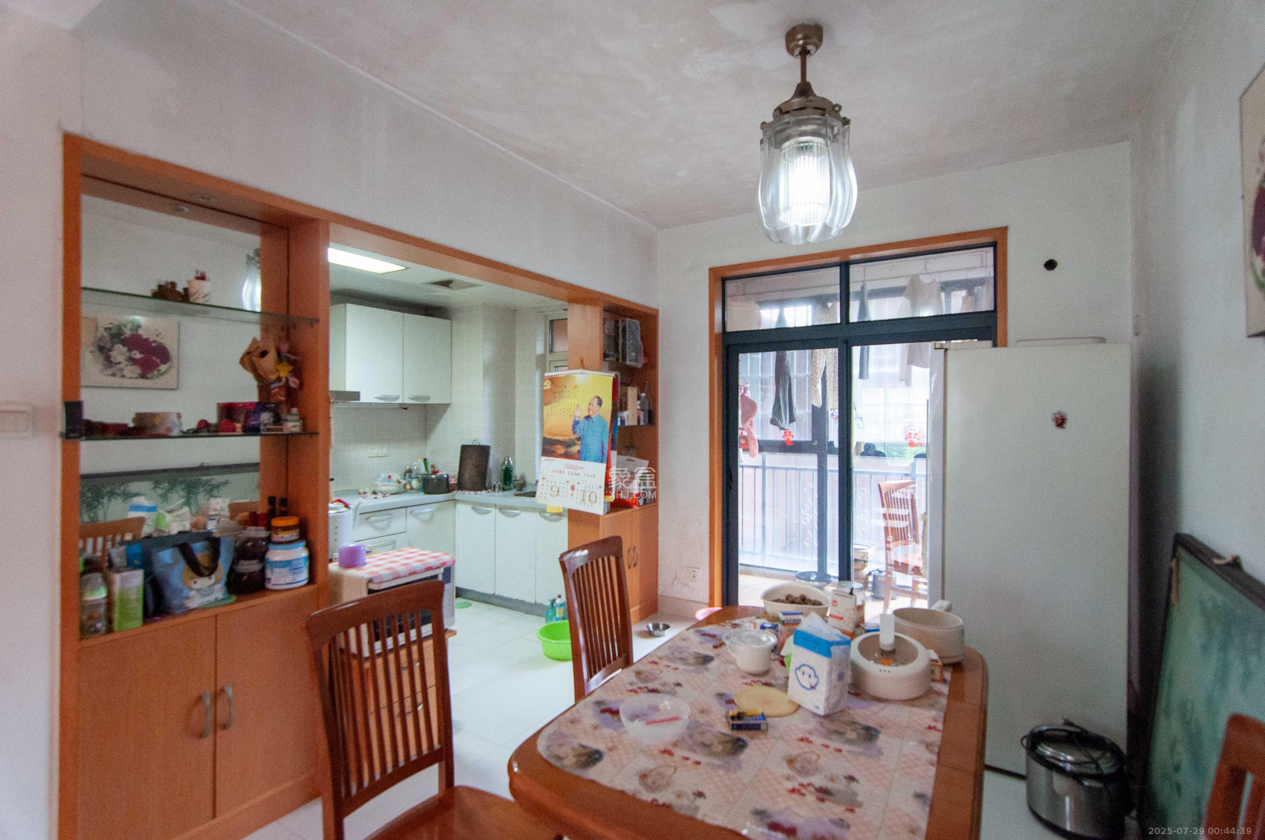 西点公园里 3室2厅2卫 140.0万 西点公园里 3室2厅2卫 140.0万其他