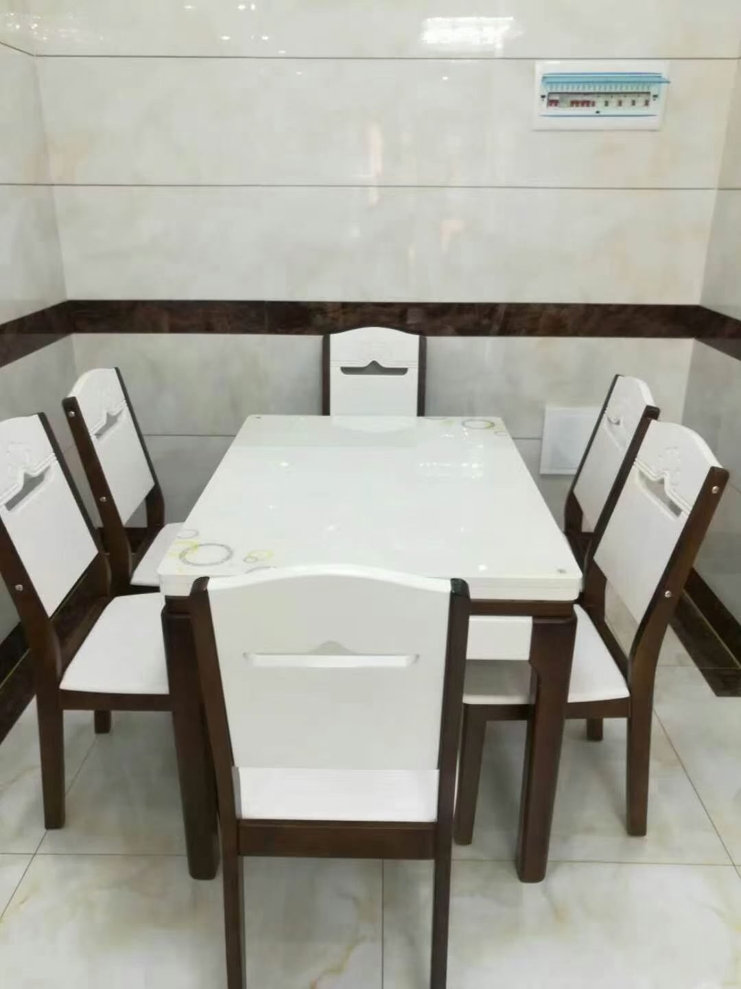 百弘学府城 1室0厅0卫 2000.0元/月 百弘学府城 1室0厅0卫 2000.0元/月室内图