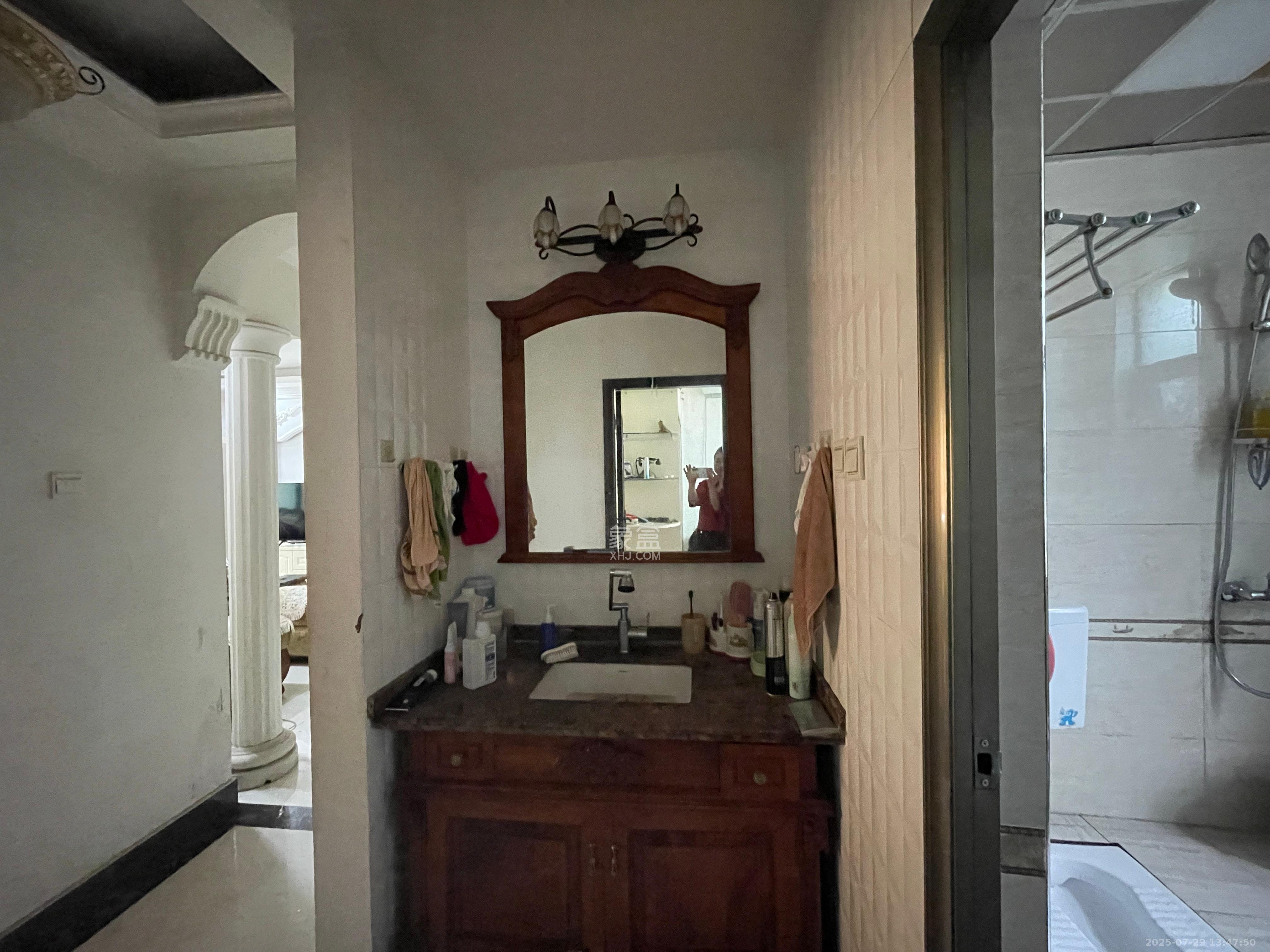 湘江世纪城揽江苑 3室2厅2卫 3000.0元/月 湘江世纪城揽江苑 3室2厅2卫 3000.0元/月室内图