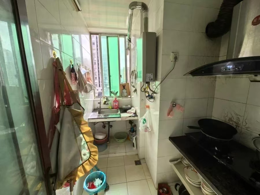 华贸大厦(华贸花苑) 2室1厅1卫 75.0万 华贸大厦(华贸花苑) 2室1厅1卫 75.0万室内图