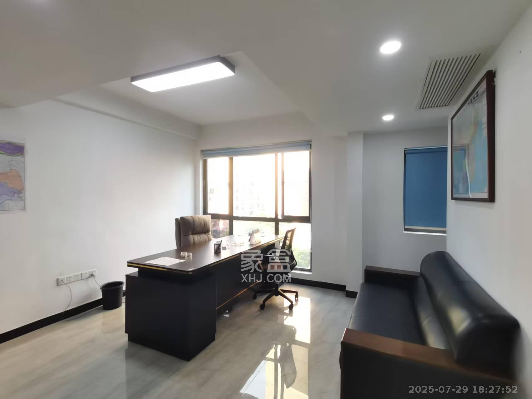 中建芙蓉嘉苑 6室2厅1卫 7000.0元/月 中建芙蓉嘉苑 6室2厅1卫 7000.0元/月室内图