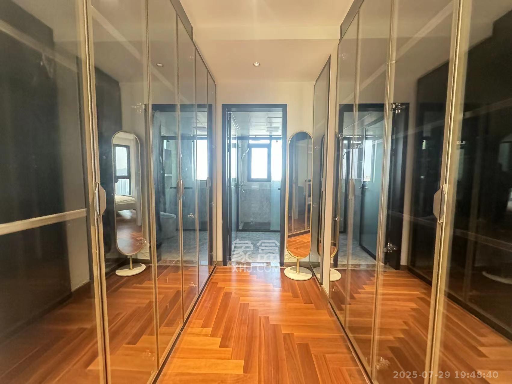 晟通牡丹舸  3室2厅2卫    7500.0元/月室内图