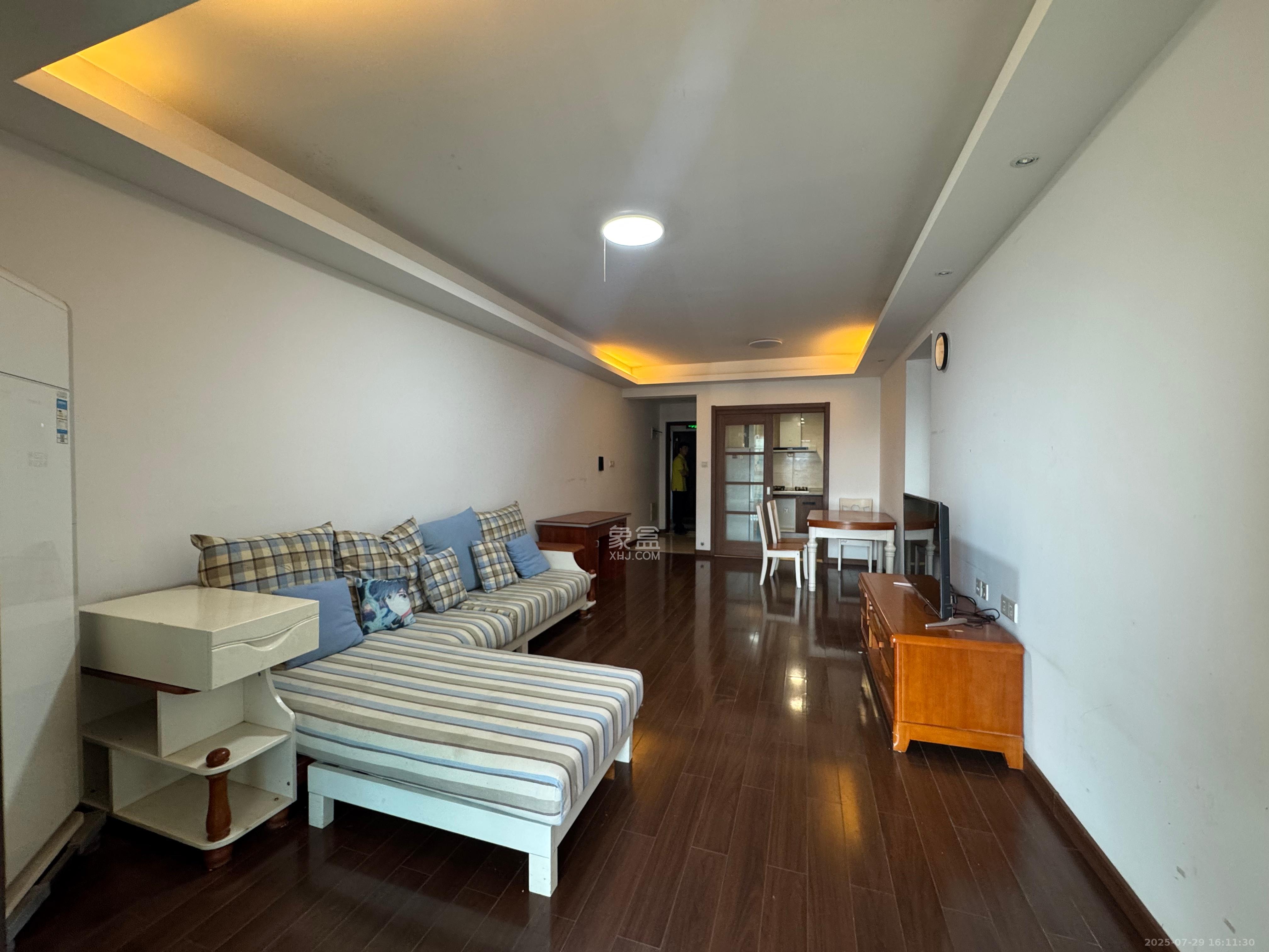 万科里梅溪郡 3室2厅1卫 3500.0元/月 万科里梅溪郡 3室2厅1卫 3500.0元/月室内图