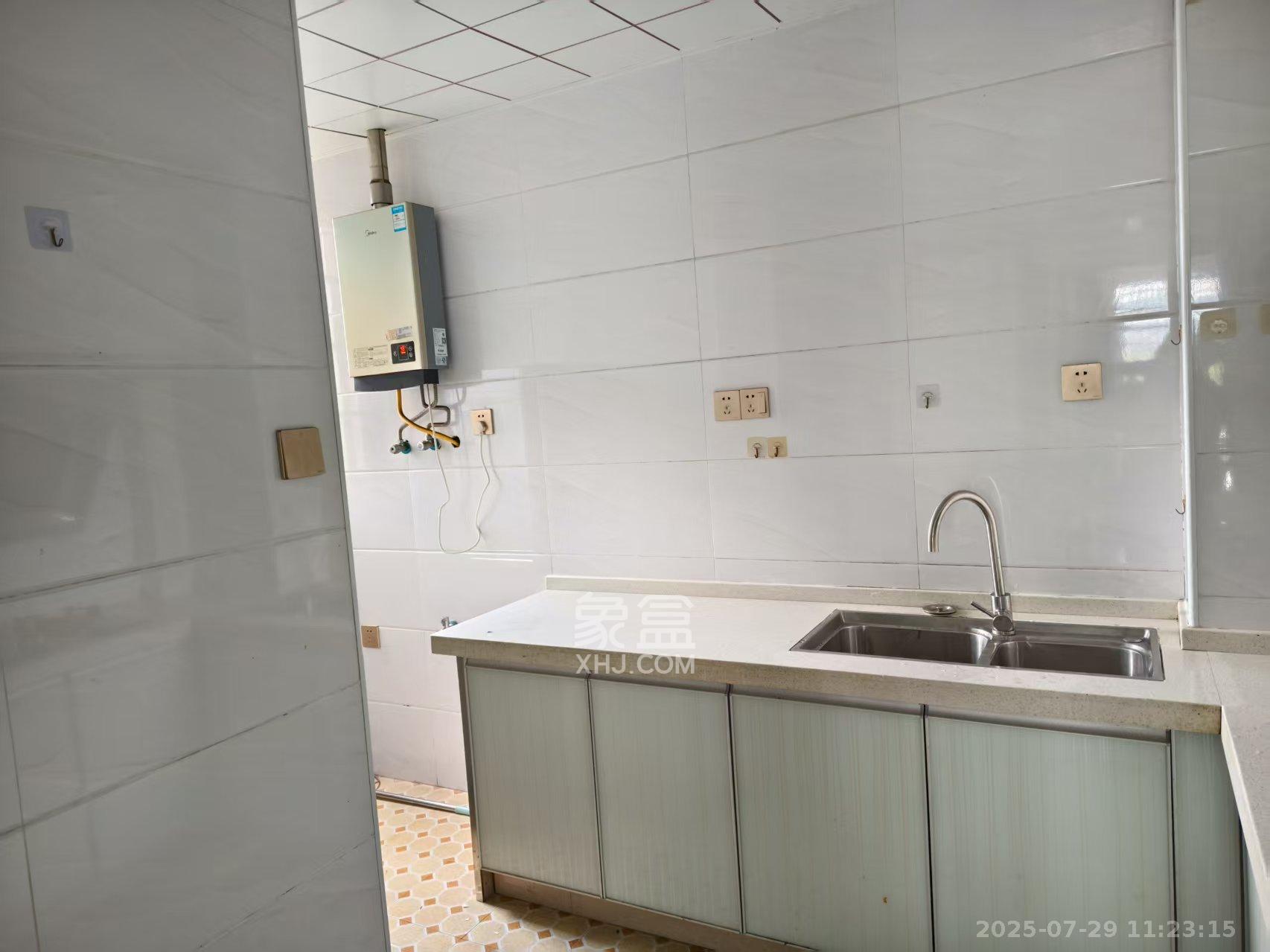 嘉顺苑 1室0厅0卫 2000.0元/月 嘉顺苑 1室0厅0卫 2000.0元/月室内图