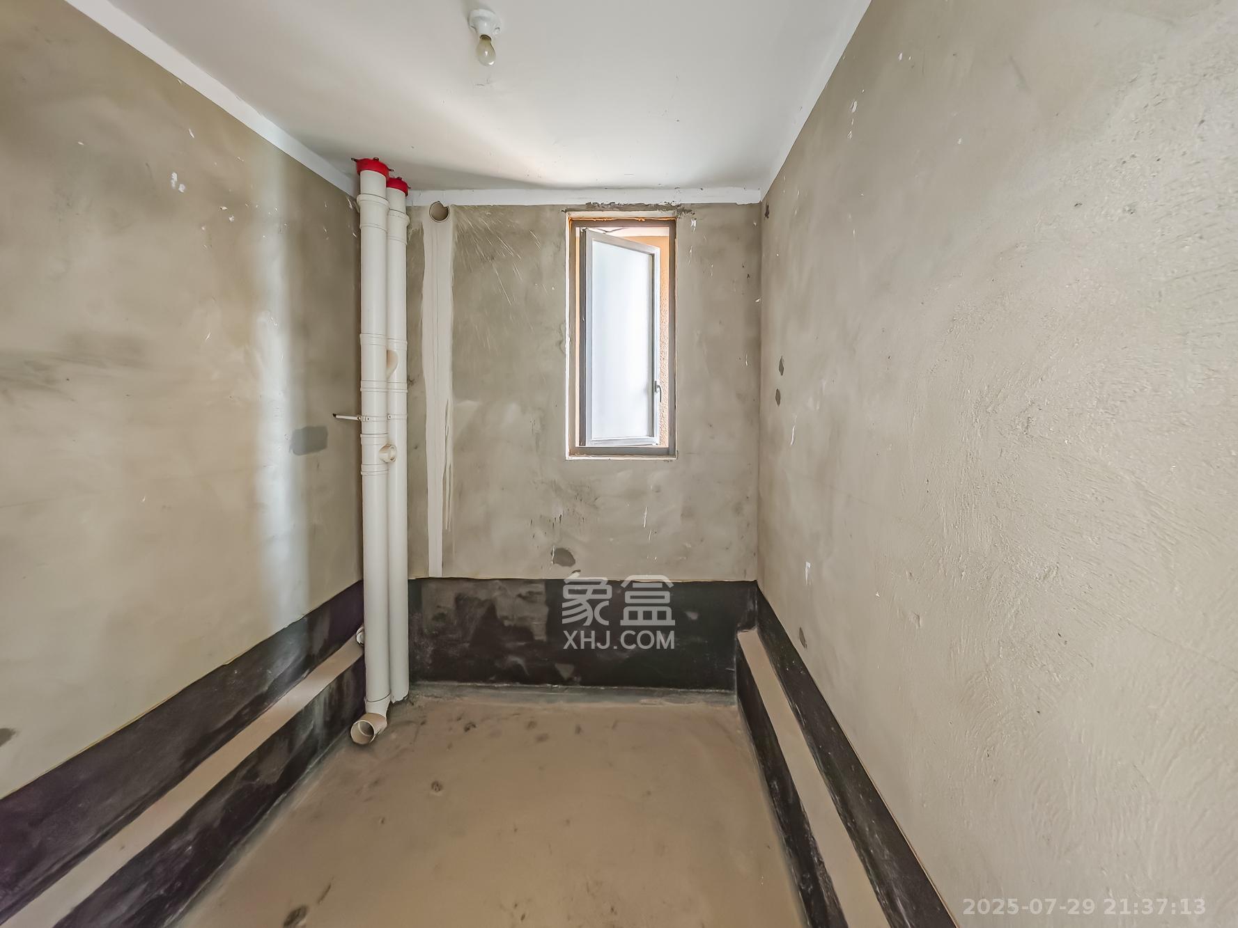 长沙雅居乐花园 3室2厅2卫 90.0万 长沙雅居乐花园 3室2厅2卫 90.0万卫生间