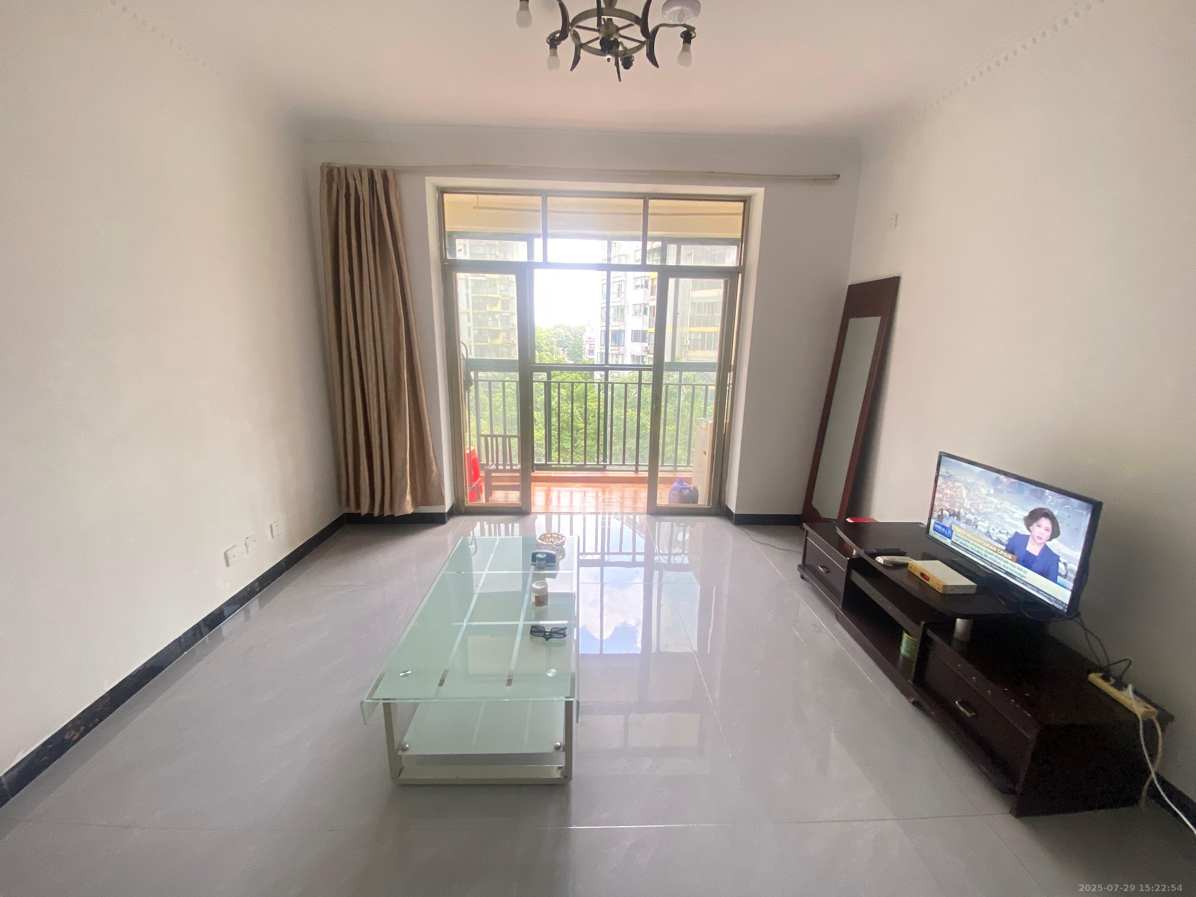 望兴景园一期 3室2厅3卫 2500.0元/月 望兴景园一期 3室2厅3卫 2500.0元/月室内图