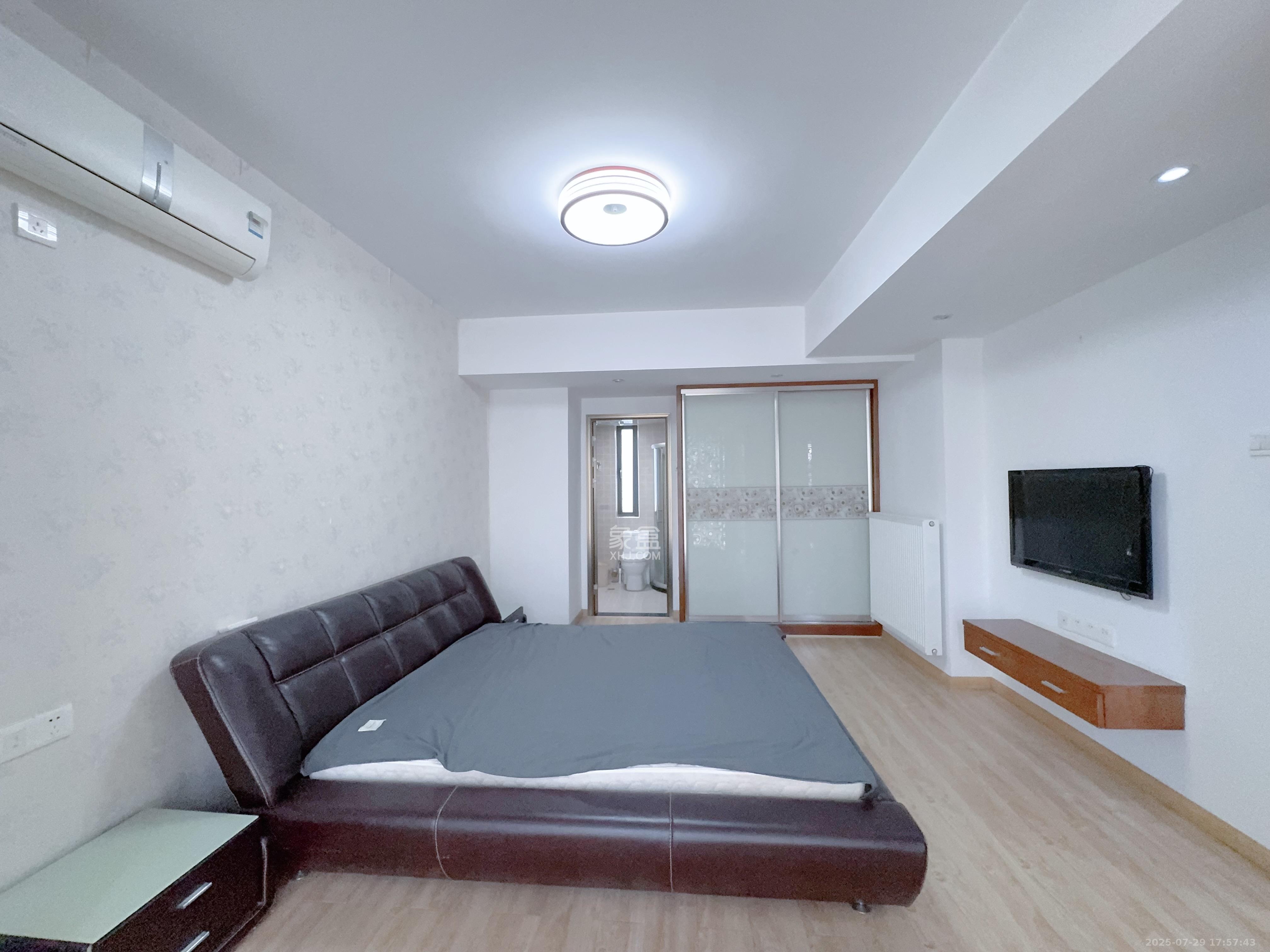 博林金谷  4室2厅3卫    3500.0元/月室内图