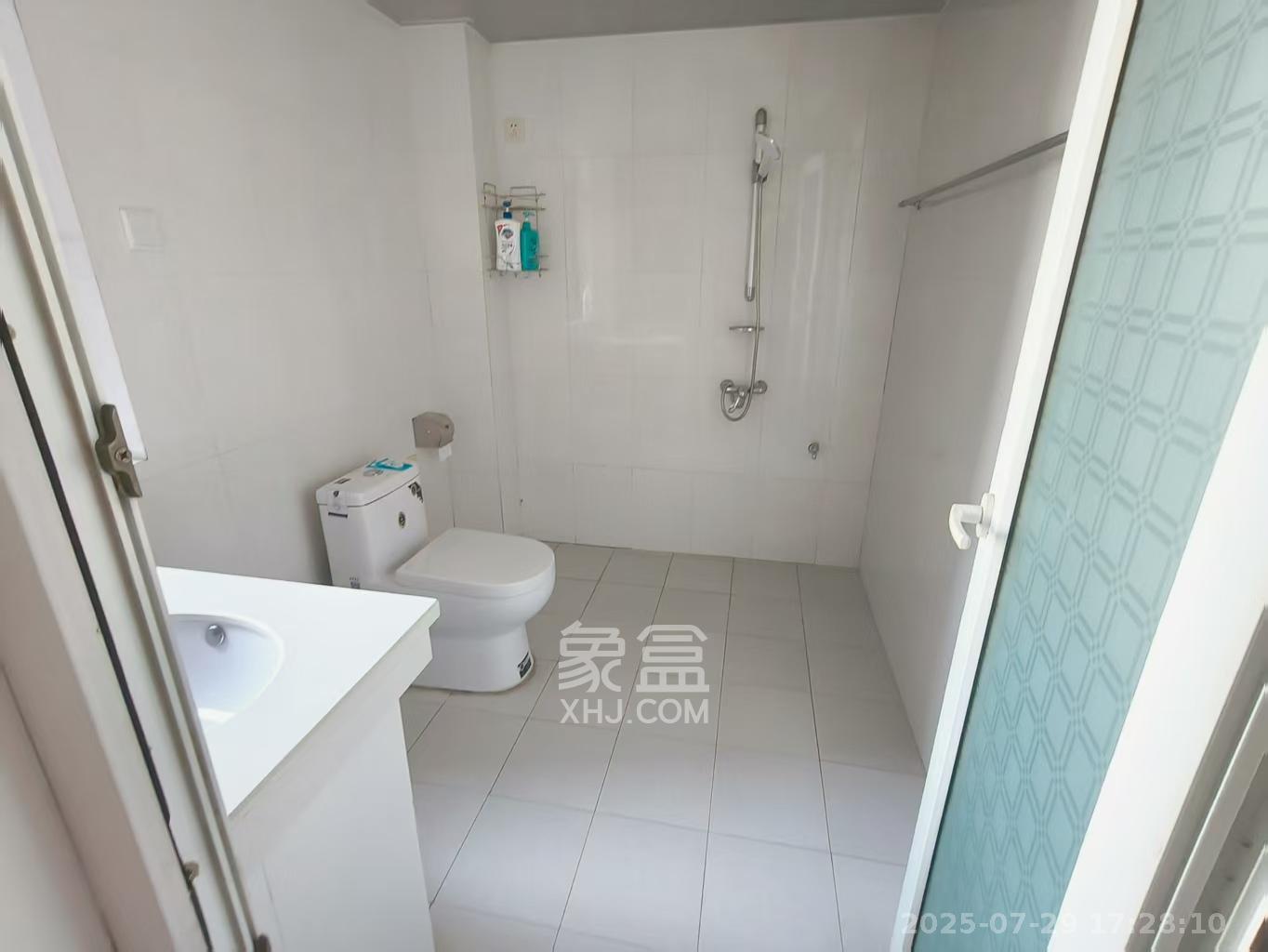 书院观邸  3室2厅1卫   4200.00元/月室内图