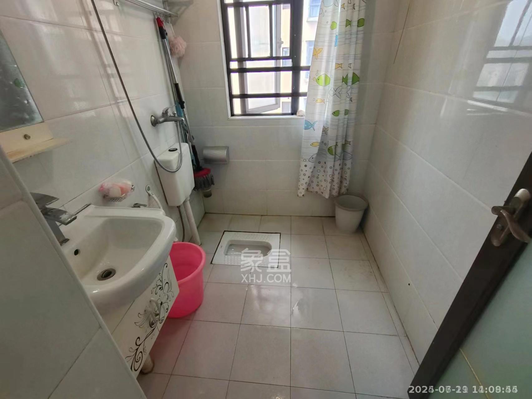 华晨御园 2室1厅1卫 1800.0元/月 华晨御园 2室1厅1卫 1800.0元/月室内图