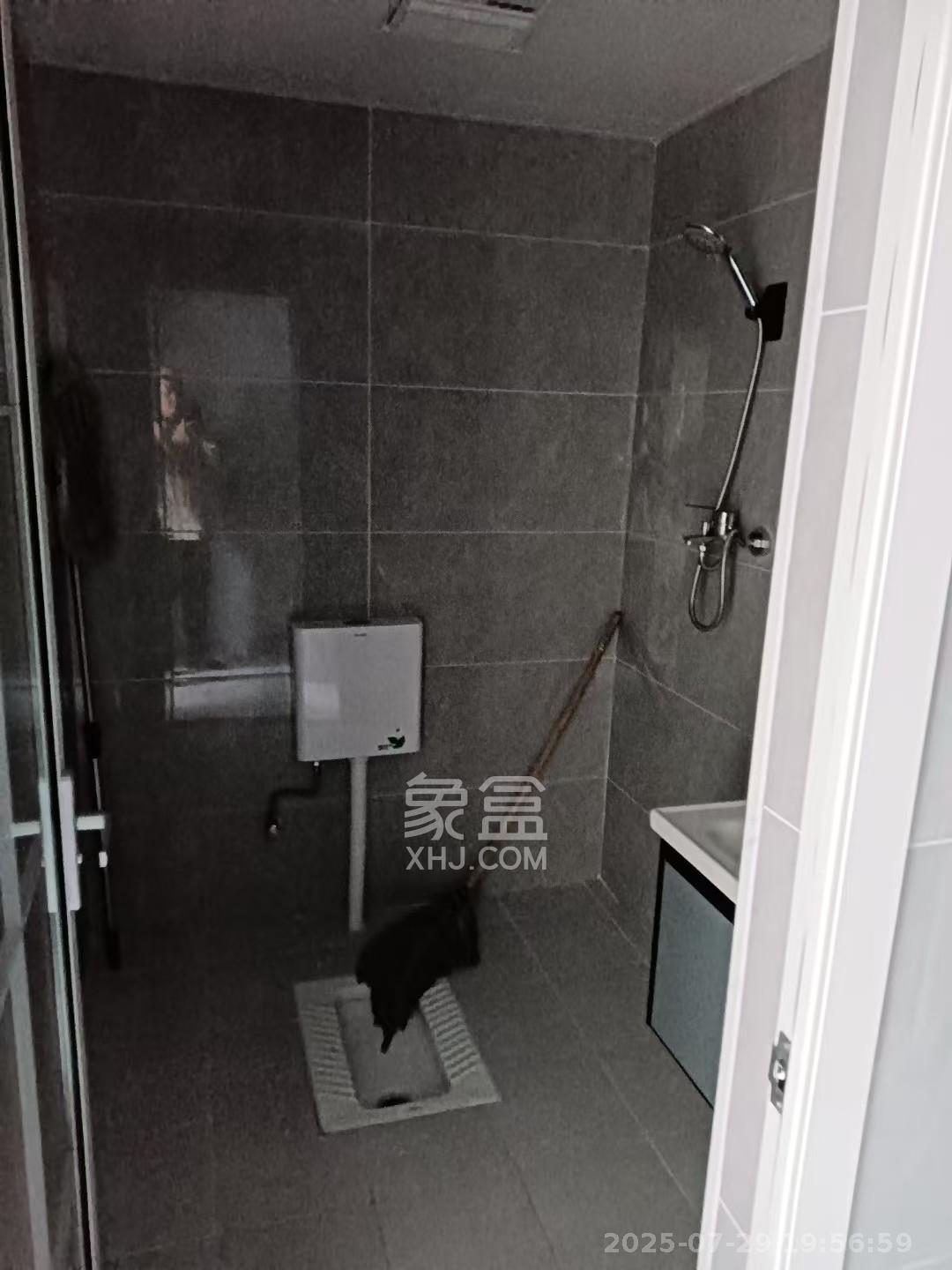 开宇大厦  2室1厅1卫    2800.0元/月 开宇大厦  2室1厅1卫    2800.0元/月室内图