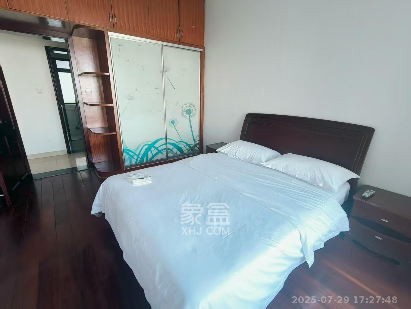书院观邸  3室2厅1卫   4200.00元/月室内图