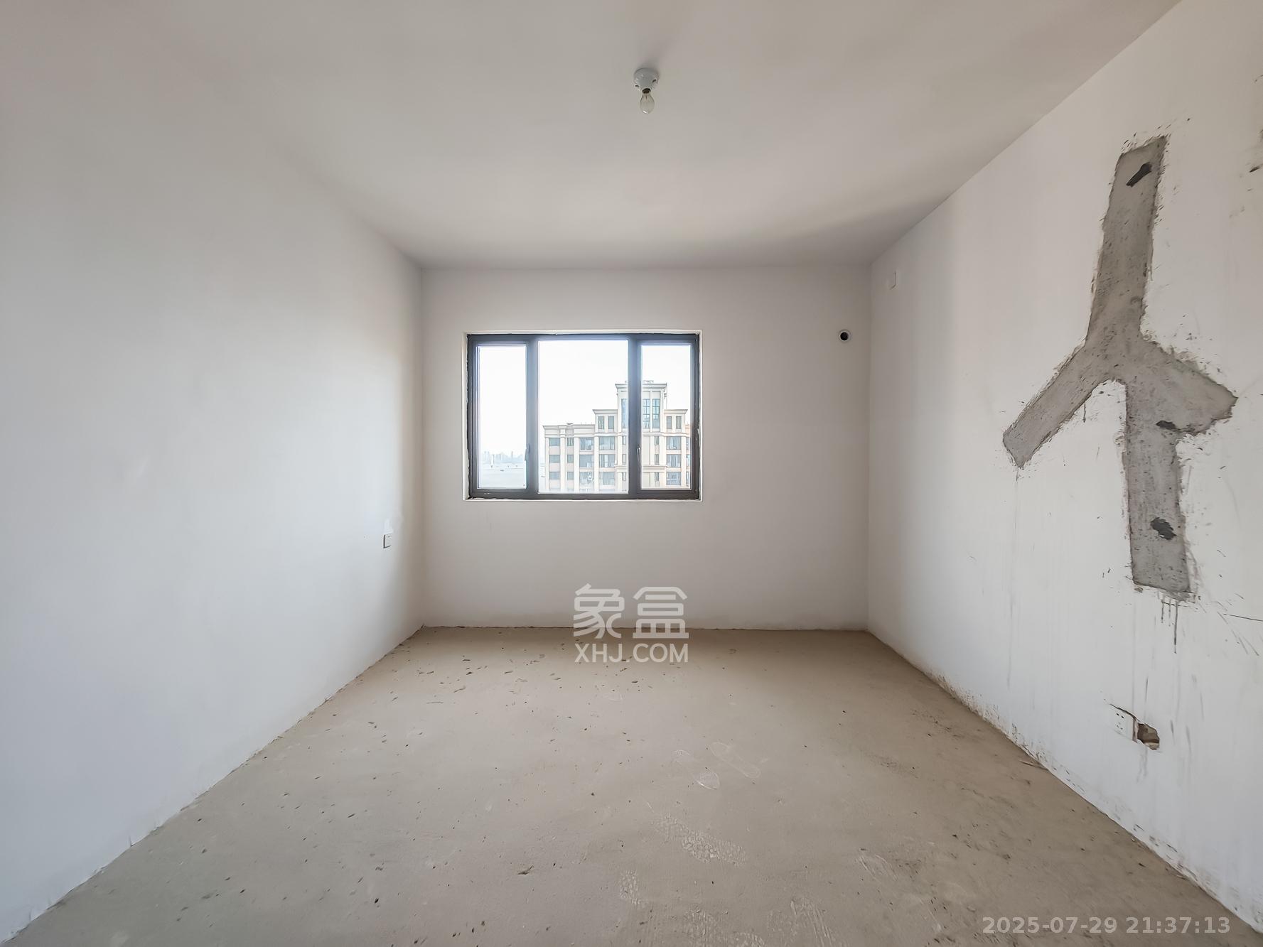 长沙雅居乐花园 3室2厅2卫 90.0万 长沙雅居乐花园 3室2厅2卫 90.0万卧室