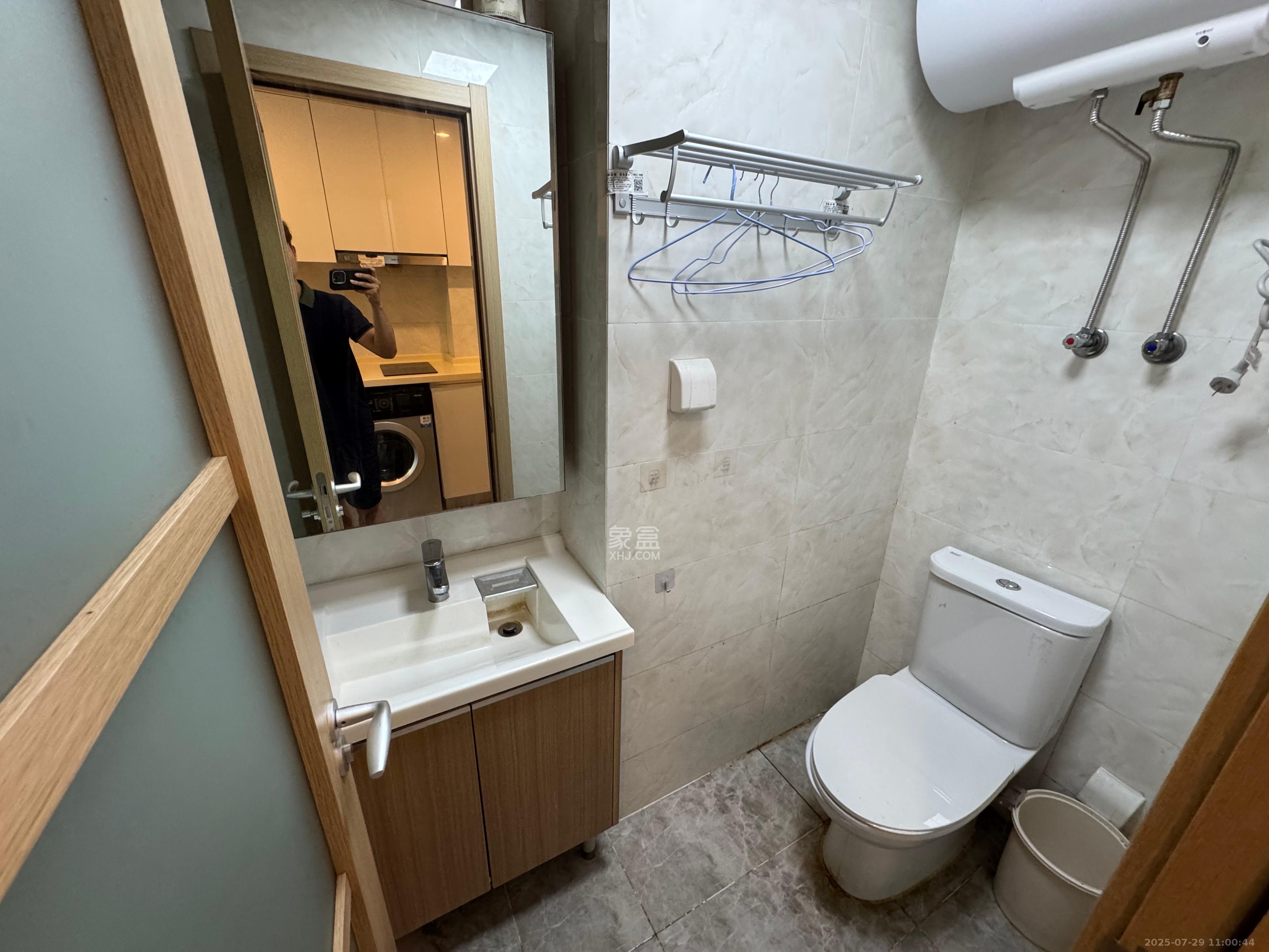 卓越浅水湾 1室1厅1卫 1400.0元/月 卓越浅水湾 1室1厅1卫 1400.0元/月室内图