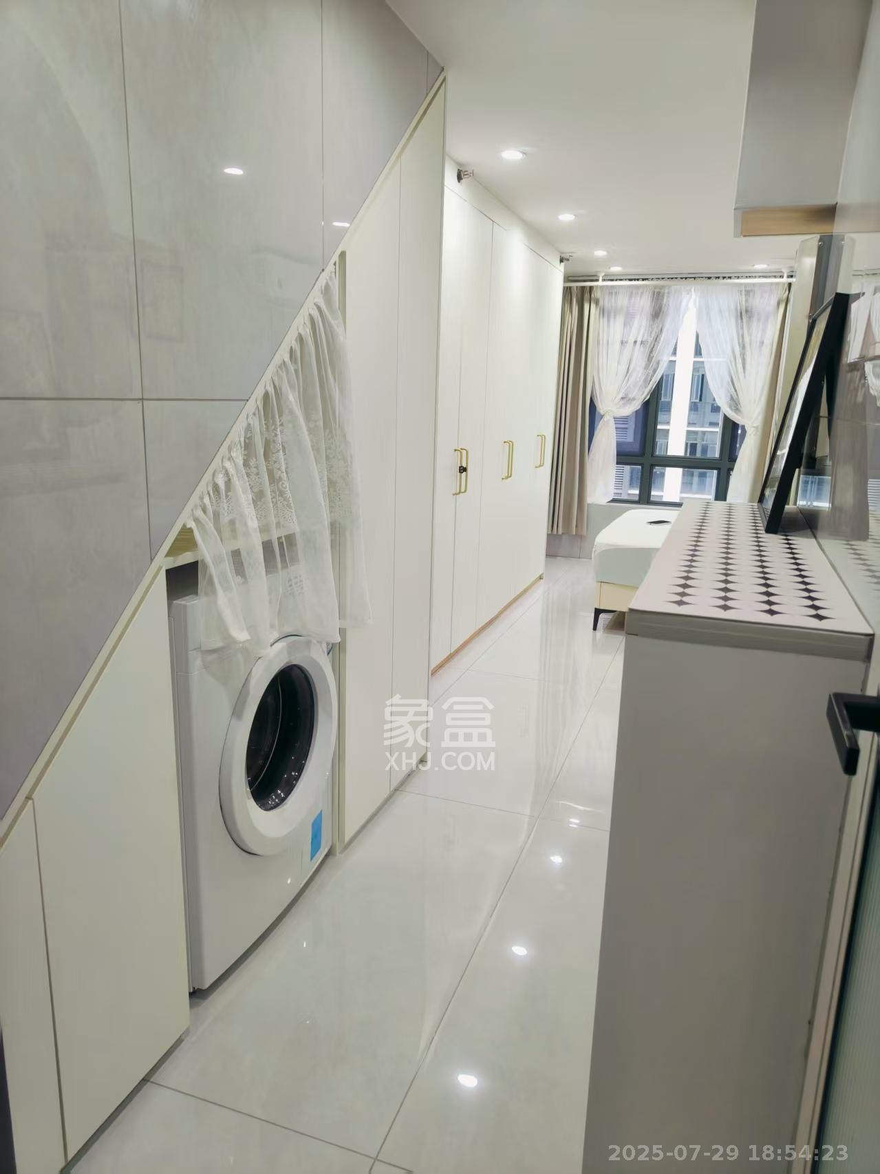 清控湖山雅居北区 1室1厅1卫 1300.0元/月 清控湖山雅居北区 1室1厅1卫 1300.0元/月室内图