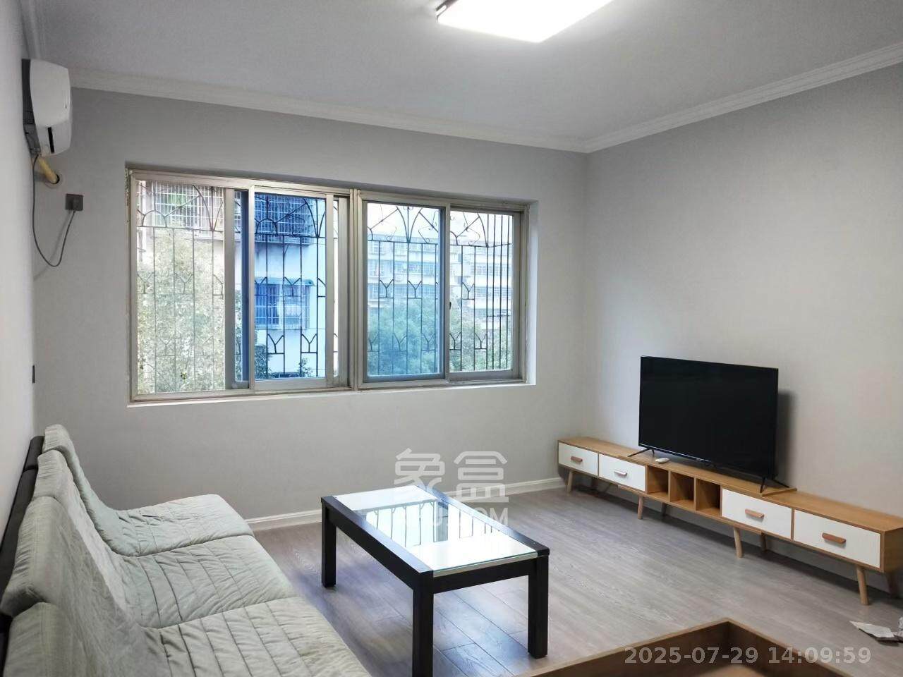 长沙市邮政宿舍（古汉邮局宿舍）  3室2厅1卫   2300.00元/月