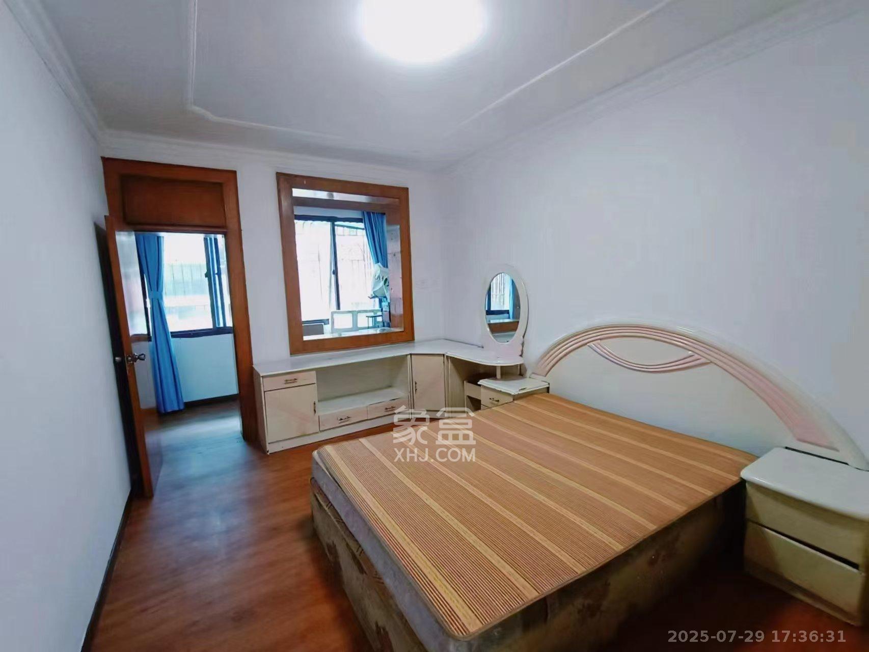 曙光路友阿宿舍 2室1厅1卫 1600.0元/月 曙光路友阿宿舍 2室1厅1卫 1600.0元/月室内图