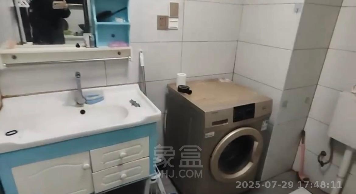 新桂公馆 1室1厅1卫 1100.0元/月 新桂公馆 1室1厅1卫 1100.0元/月室内图