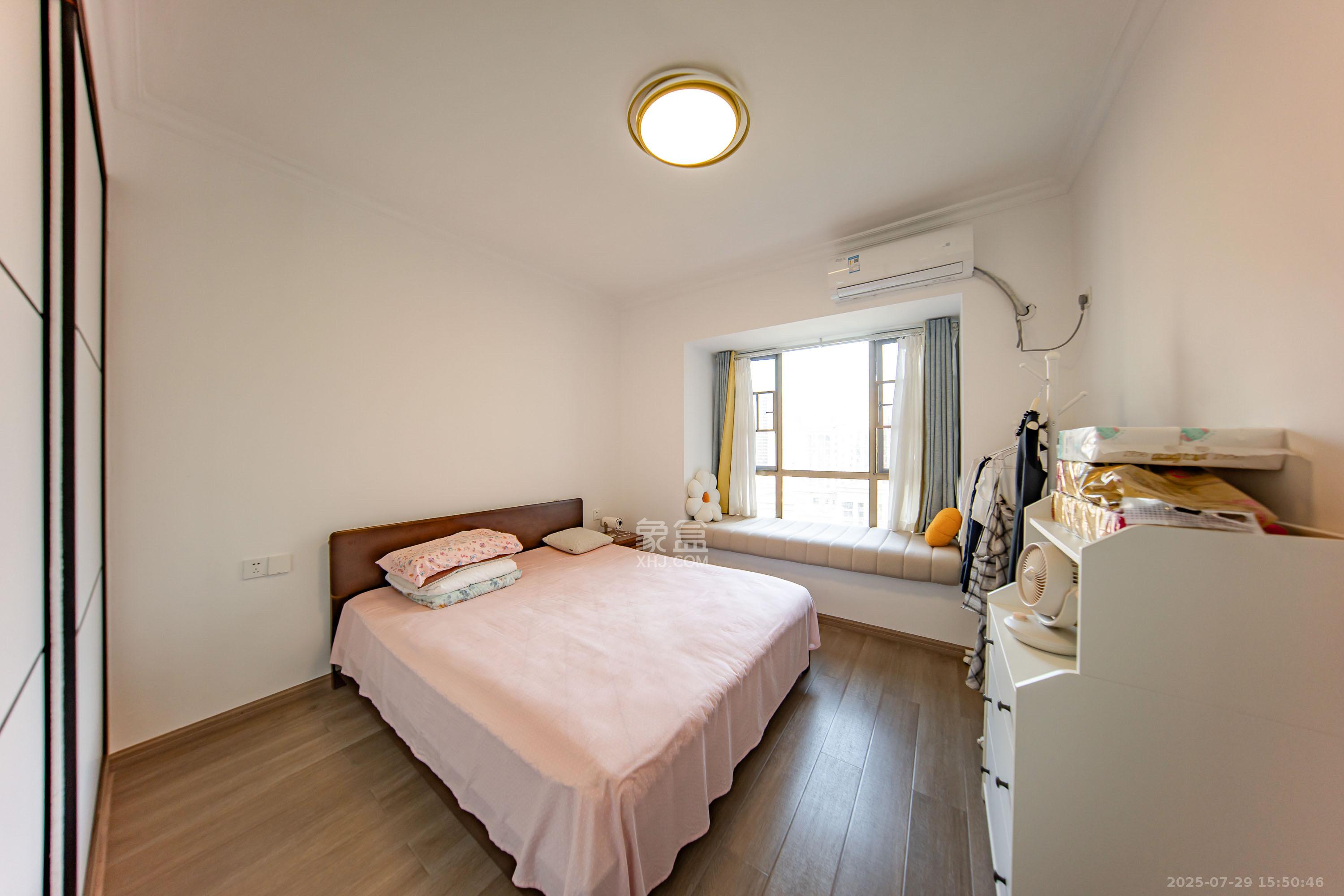 江山帝景雅典  1室2厅1卫    2400.0元/月 江山帝景雅典  1室2厅1卫    2400.0元/月室内图