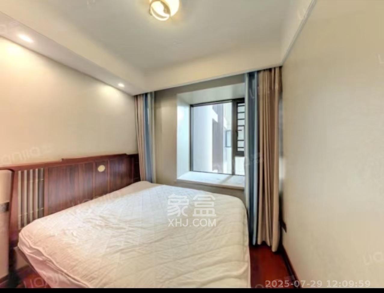 中欣楚天御府E区  5室2厅2卫    6200.0元/月 中欣楚天御府E区  5室2厅2卫    6200.0元/月室内图