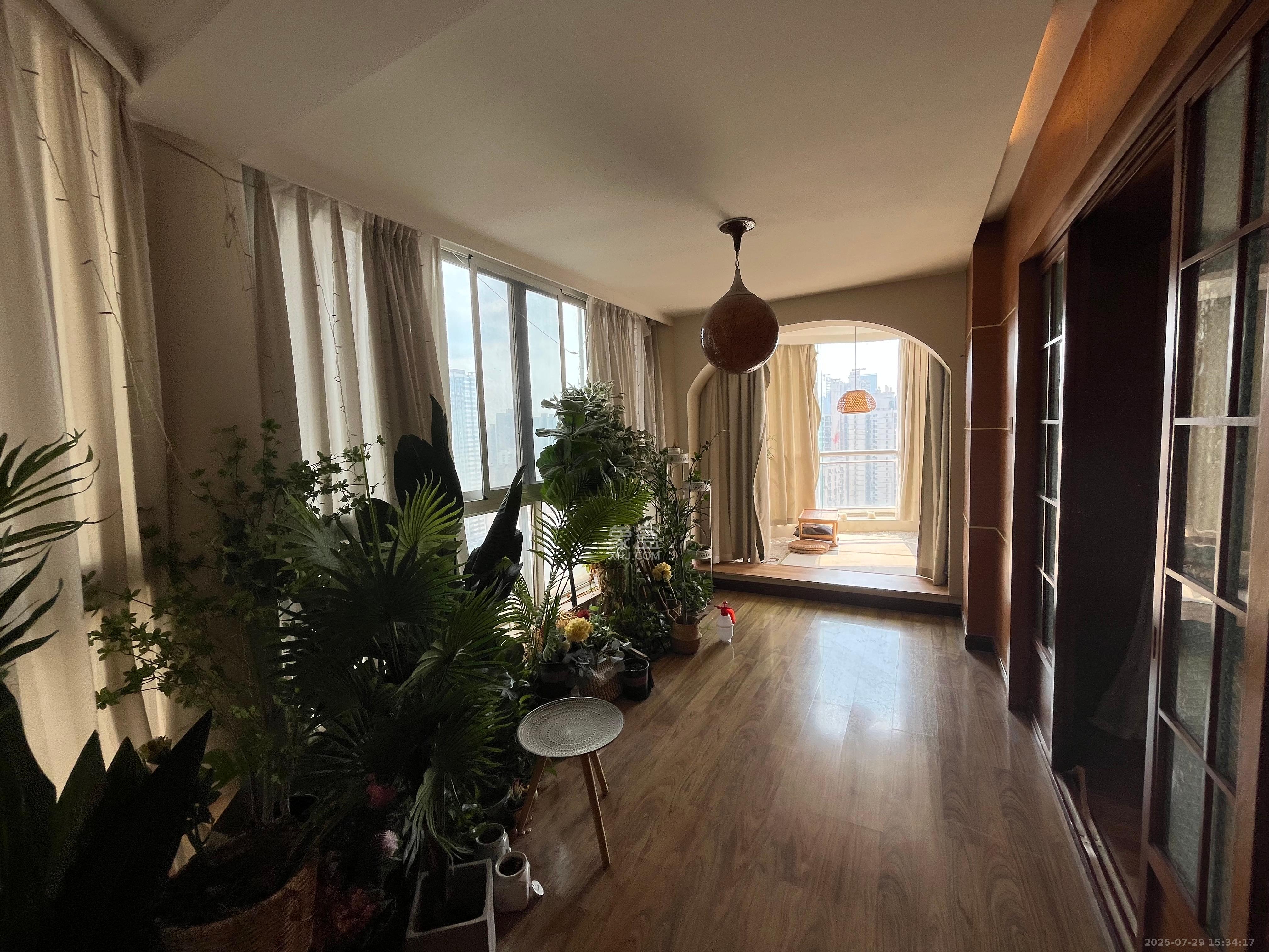 都市阳光大厦 3室2厅1卫 6000.0元/月 都市阳光大厦 3室2厅1卫 6000.0元/月室内图