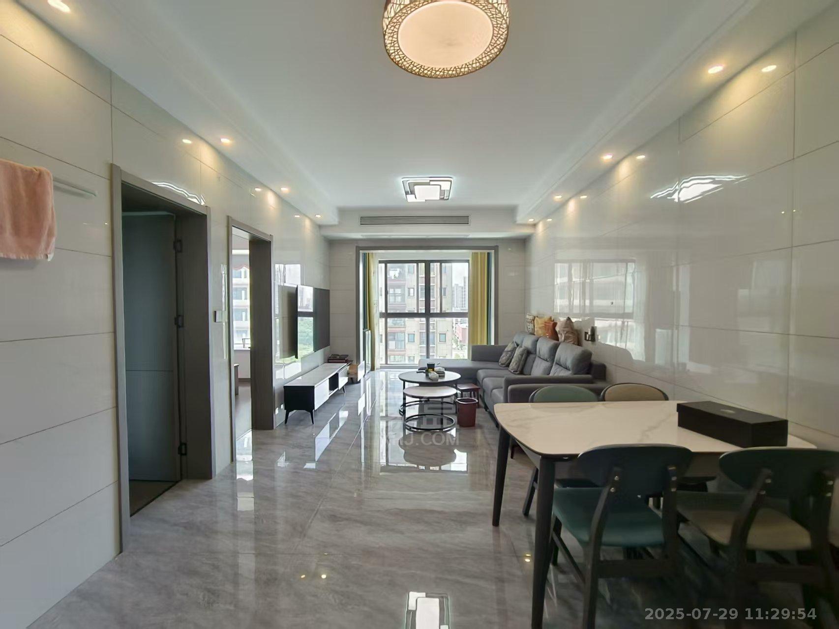 亿都时光  2室1厅1卫    1800.0元/月室内图