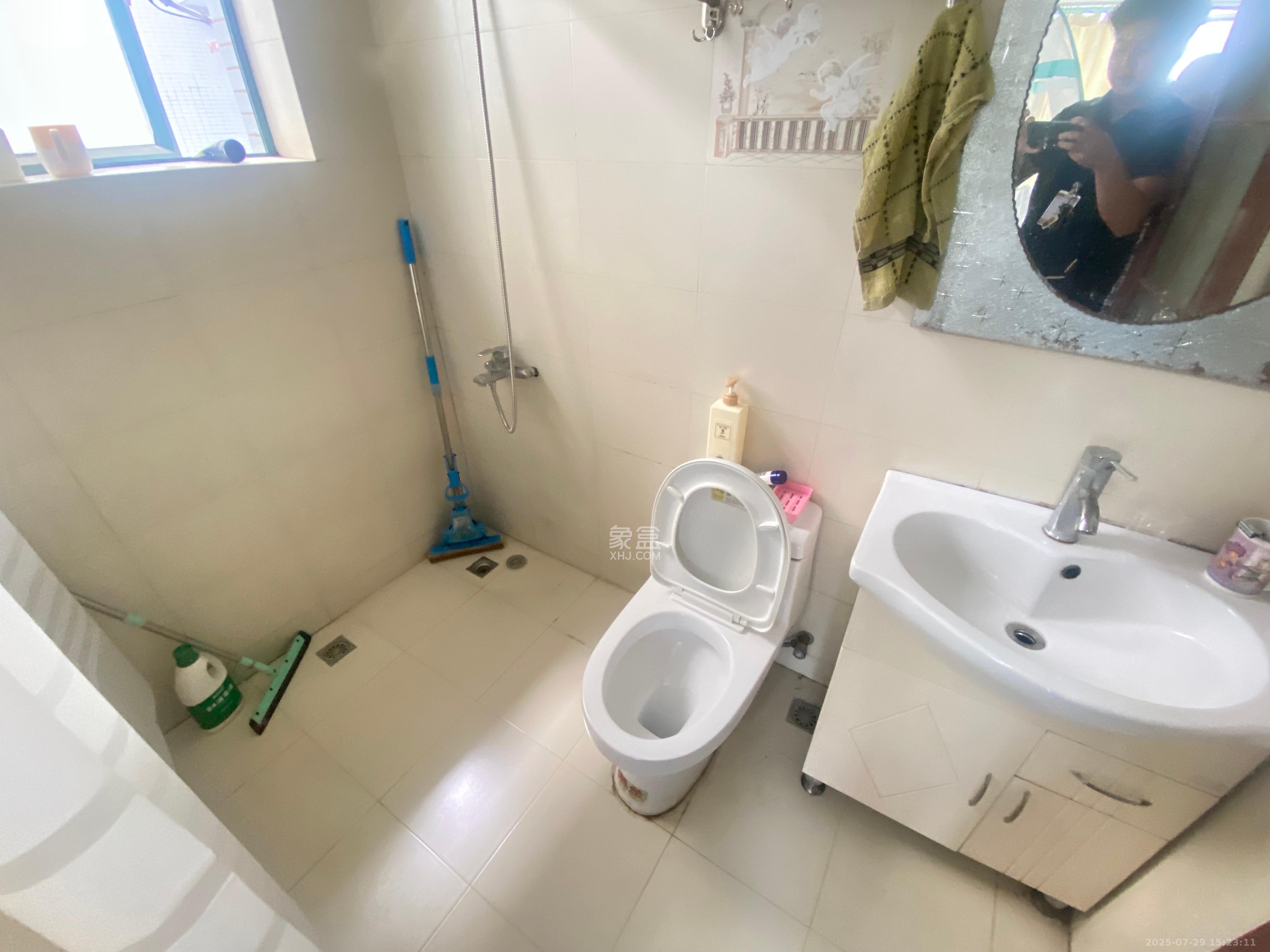 望兴景园一期 3室2厅3卫 2500.0元/月 望兴景园一期 3室2厅3卫 2500.0元/月室内图