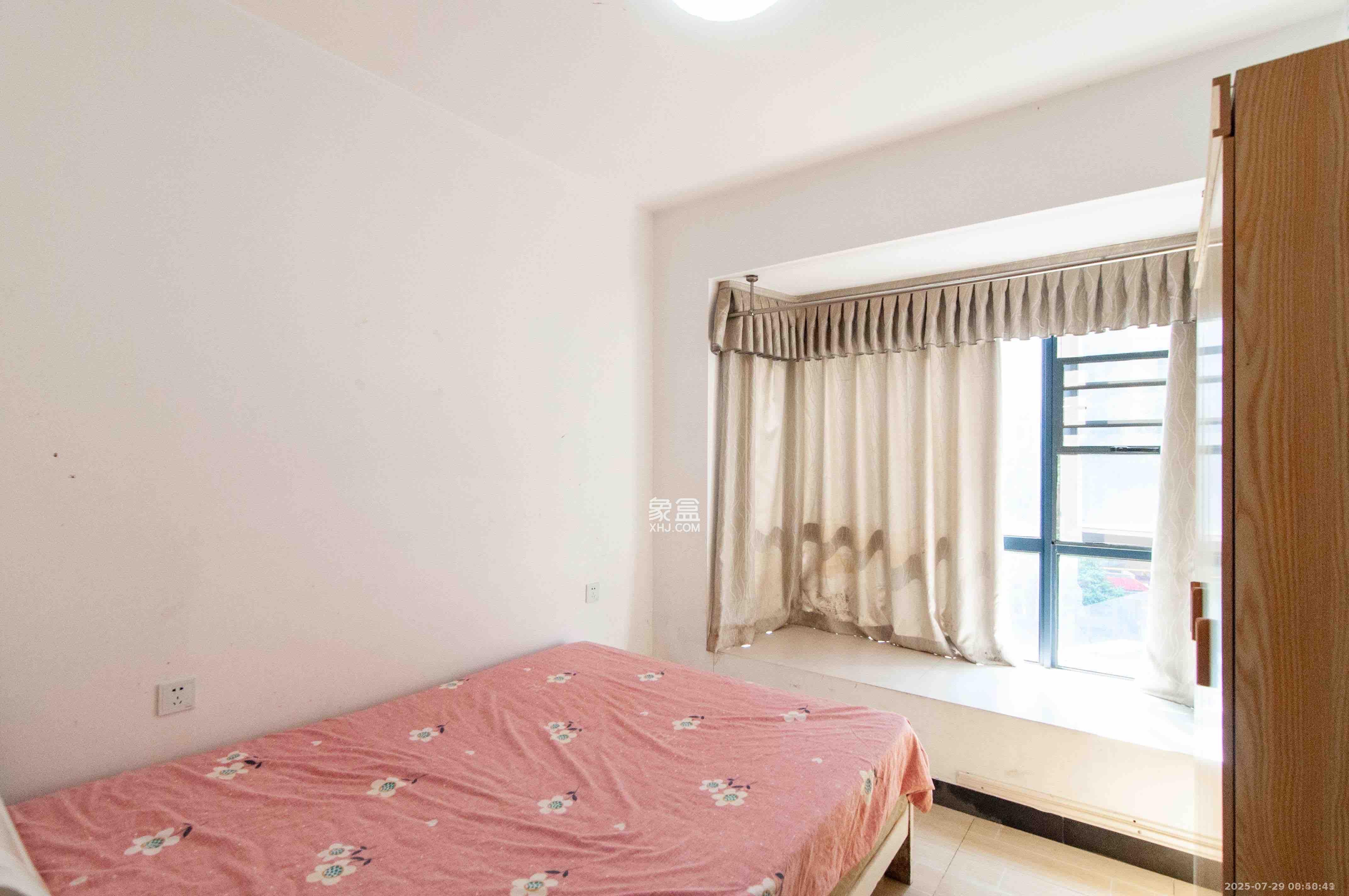 佳兴国际汇  2室2厅1卫    2400.0元/月室内图